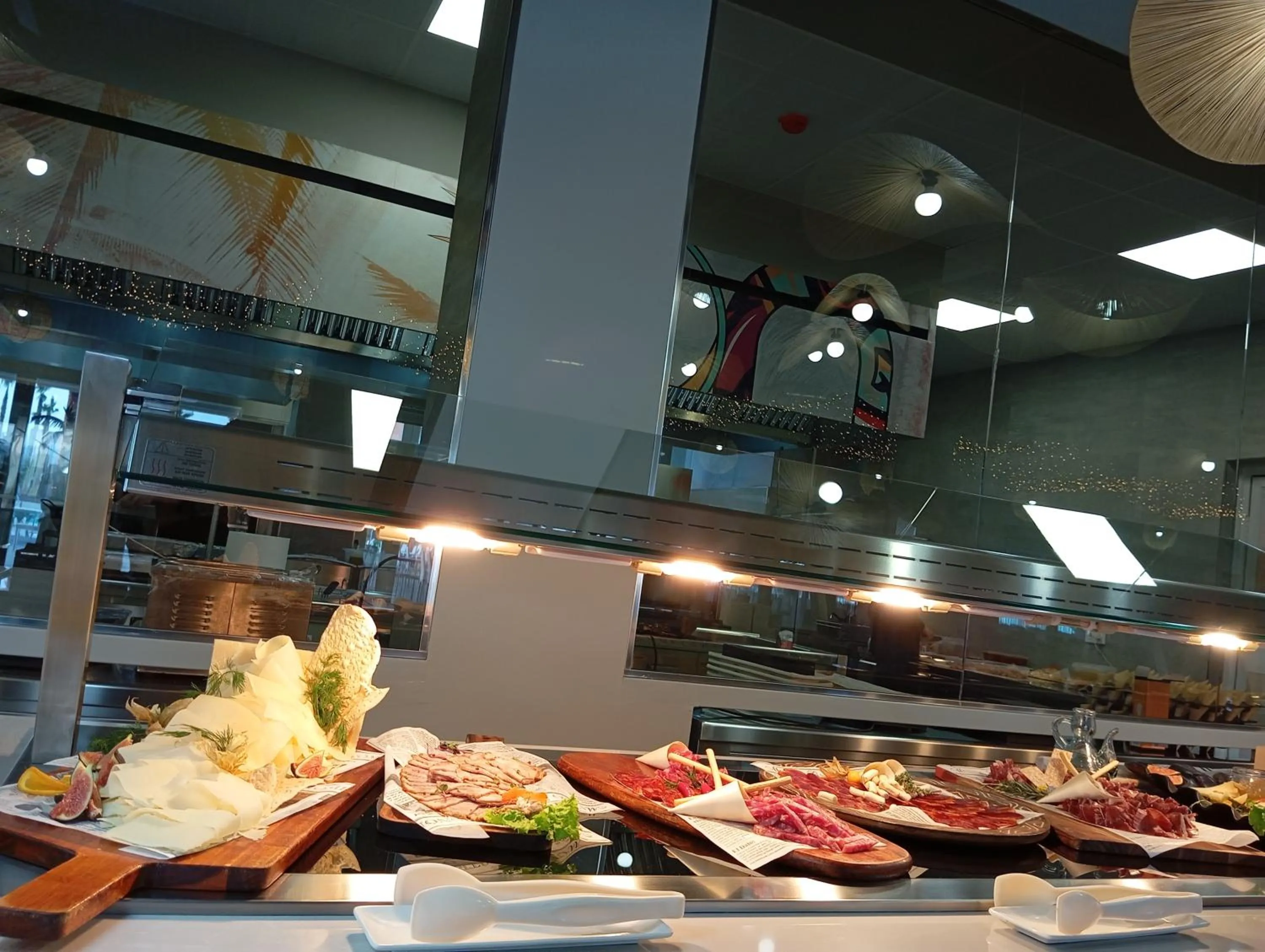 Restaurant/places to eat in ON City Resort All Inclusive Prime