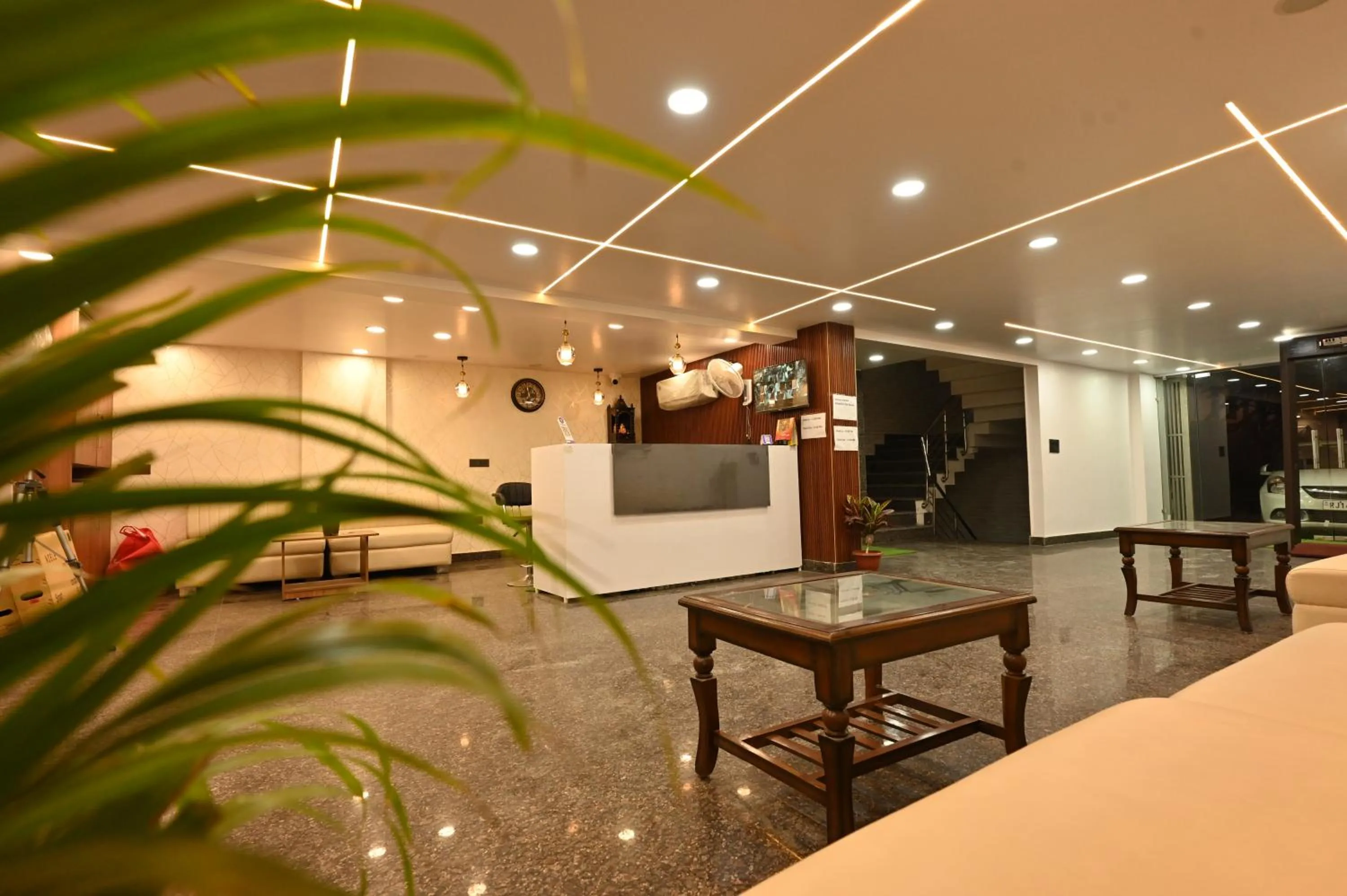 Lobby or reception in Hotel Down Town Paschim Vihar