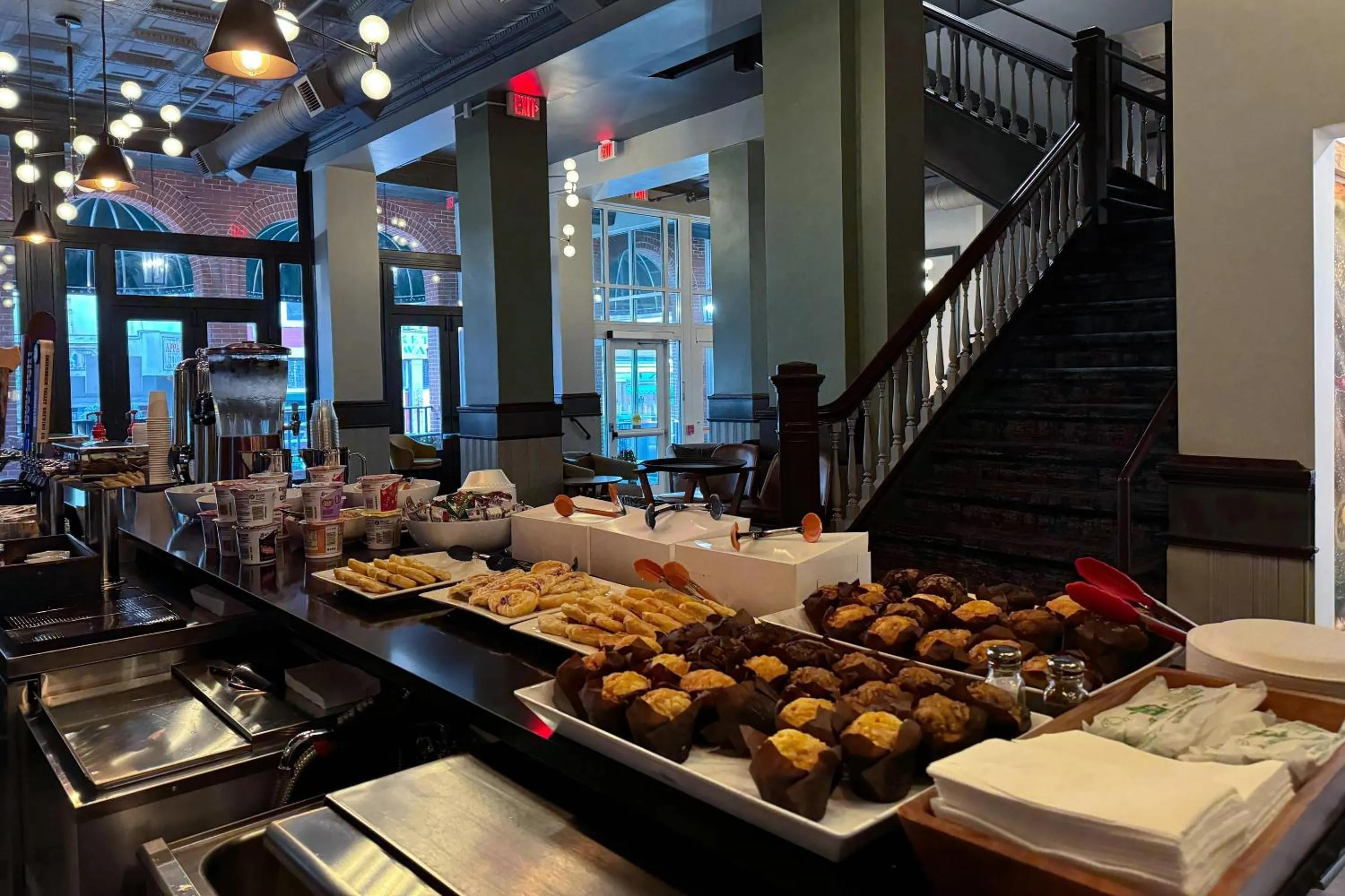 Breakfast in Tygart Hotel, an Ascend Collection Hotel