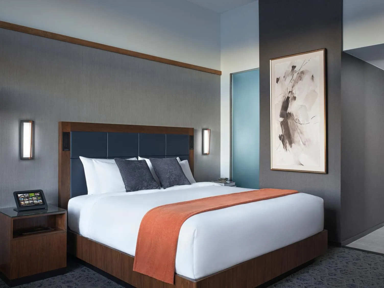 Bed in Black Desert Resort