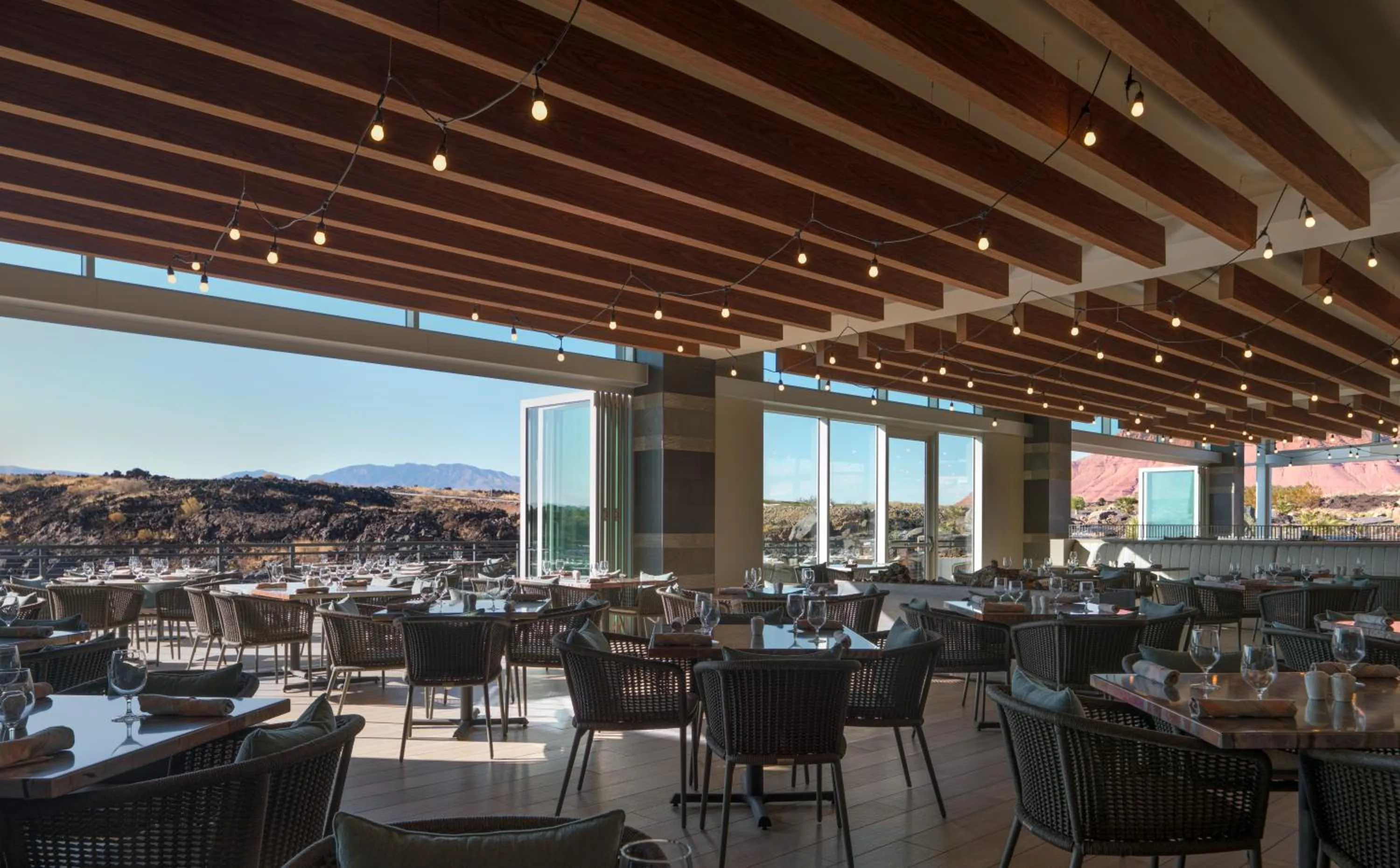 Restaurant/places to eat in Black Desert Resort