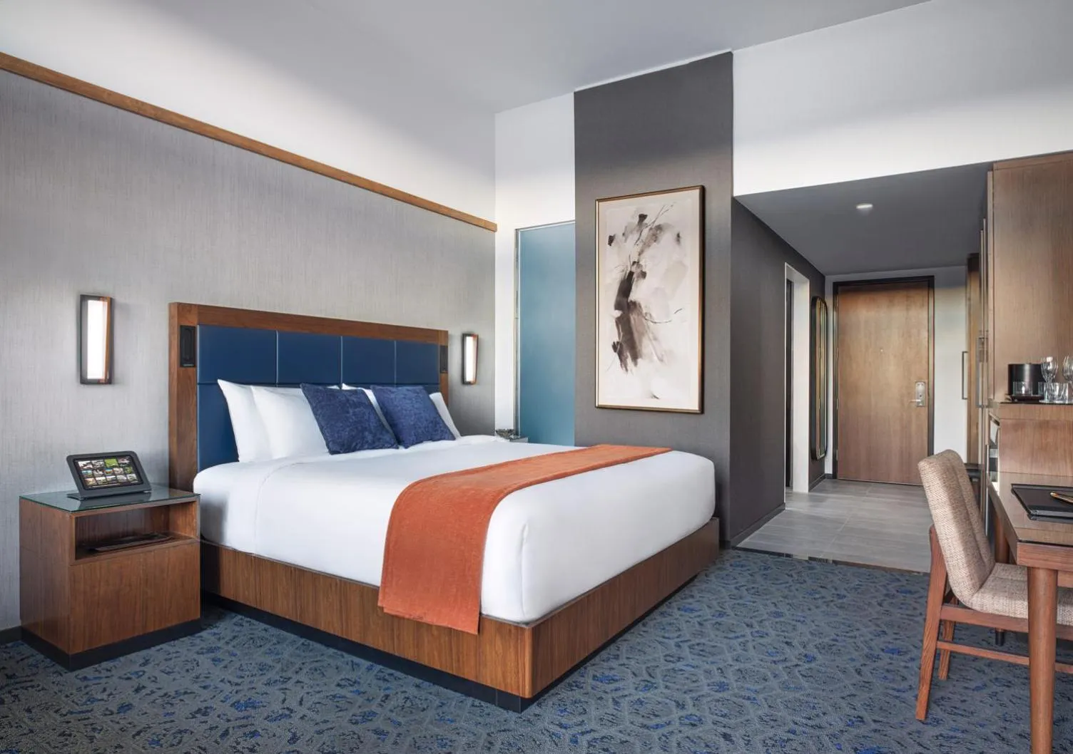 Photo of the whole room, Bed in Black Desert Resort