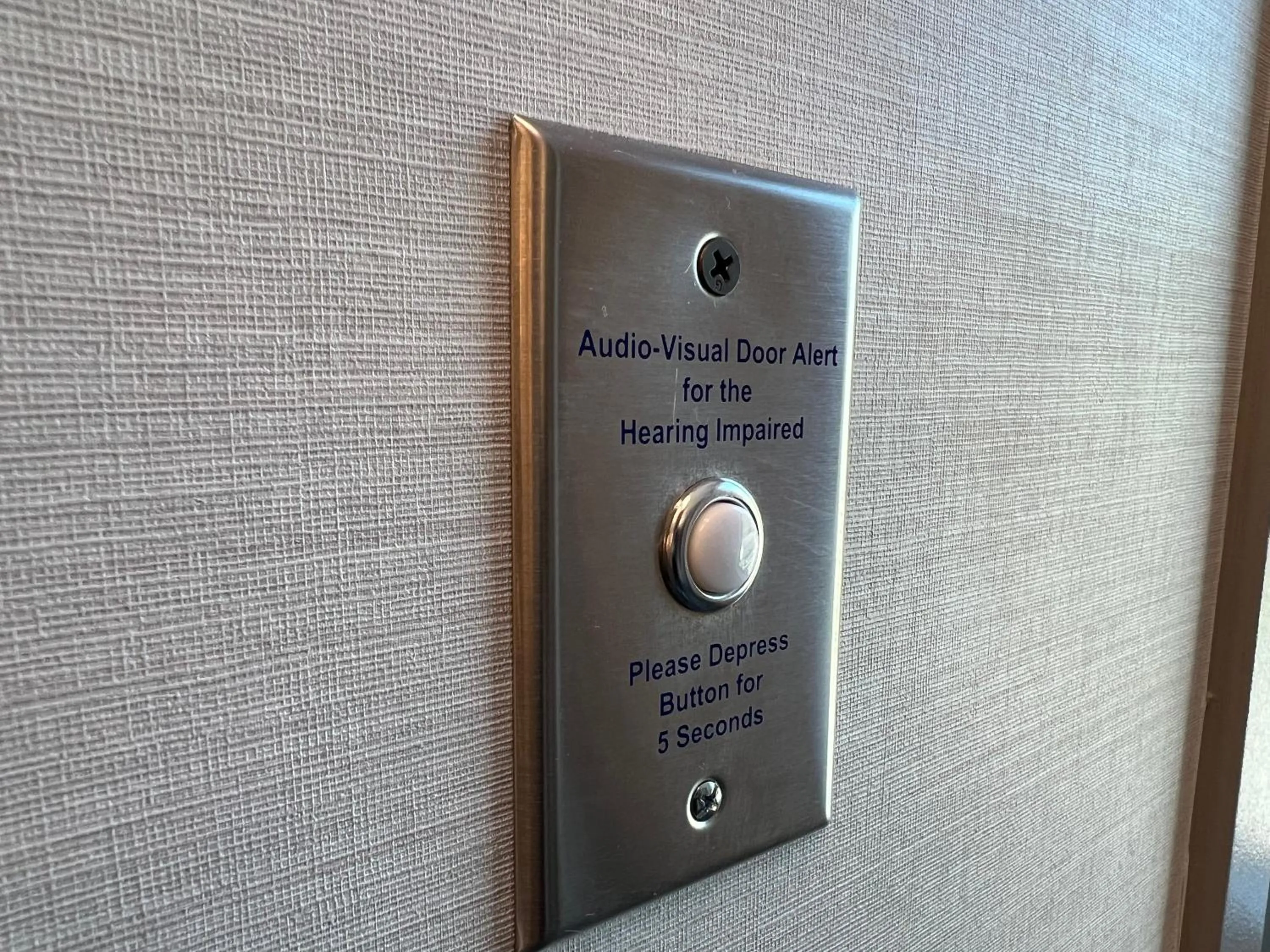 acessibility in Comfort Suites Gatlinburg Downtown-Convention Center