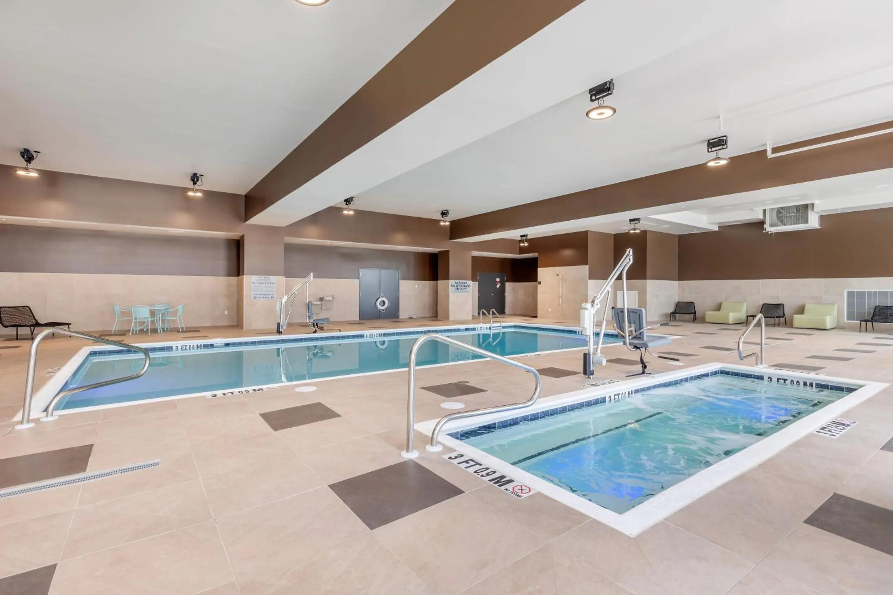 Swimming pool in Cambria Hotel Rehoboth Beach