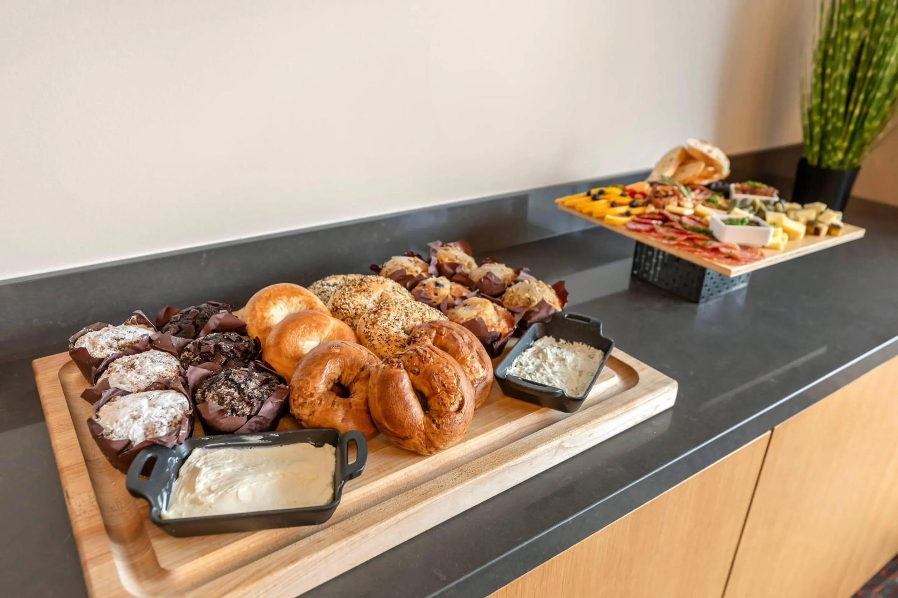 Restaurant/places to eat in Cambria Hotel Denver Downtown RiNo