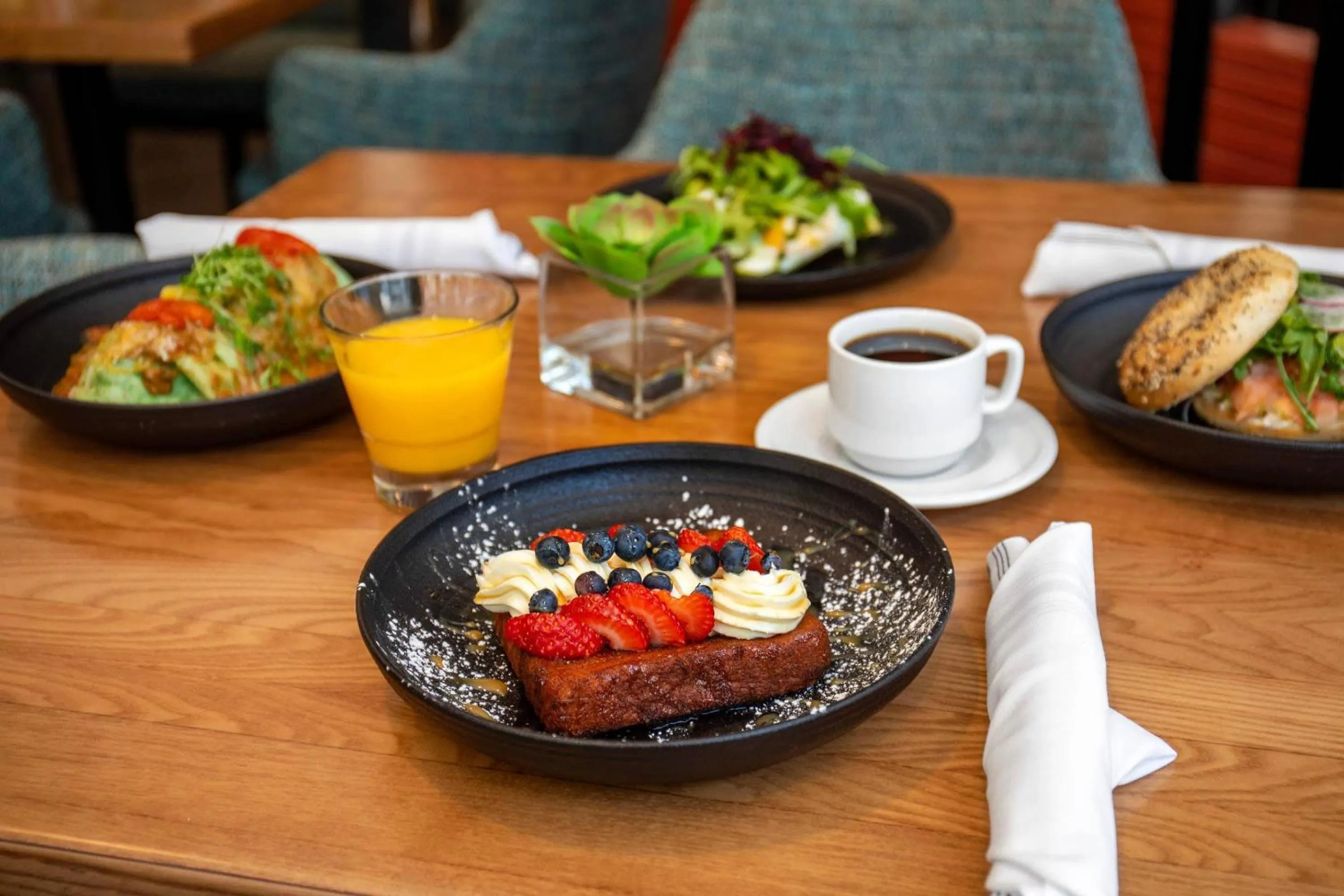 Restaurant/places to eat in Cambria Hotel Denver Downtown RiNo