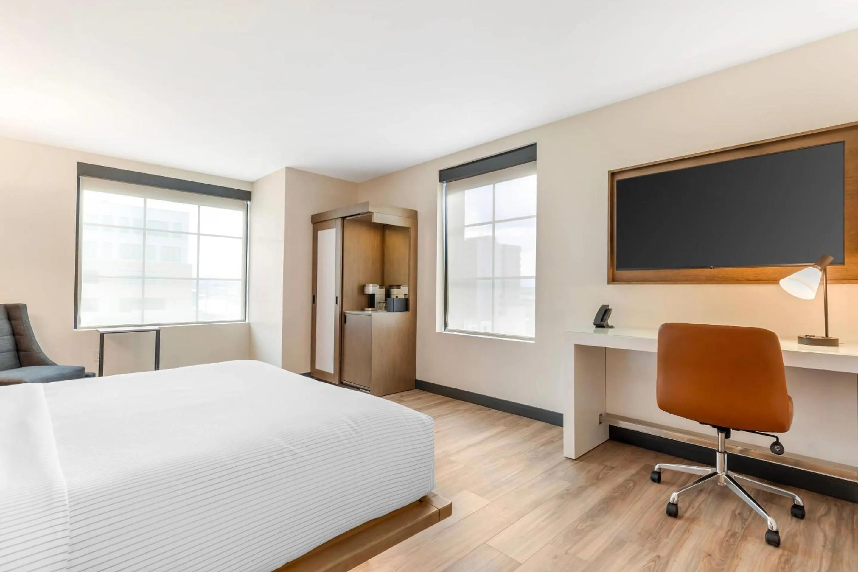 Bedroom, Bed in Cambria Hotel Denver Downtown RiNo