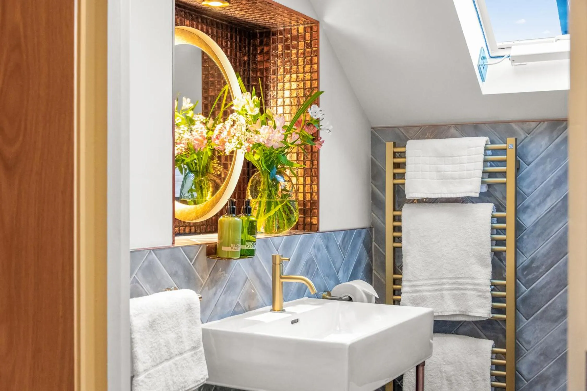 Bathroom in The Ley Arms