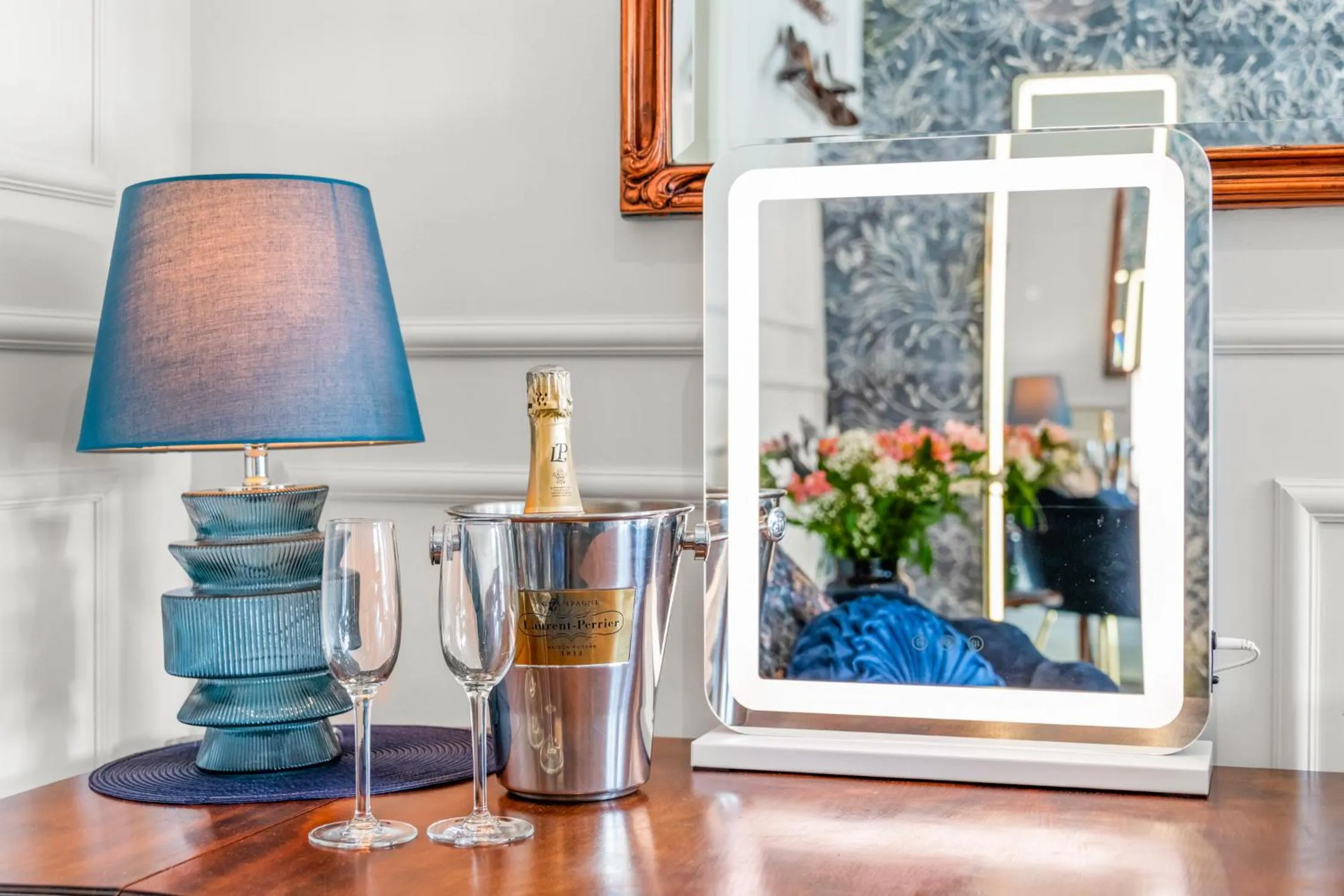 Bedroom in The Ley Arms