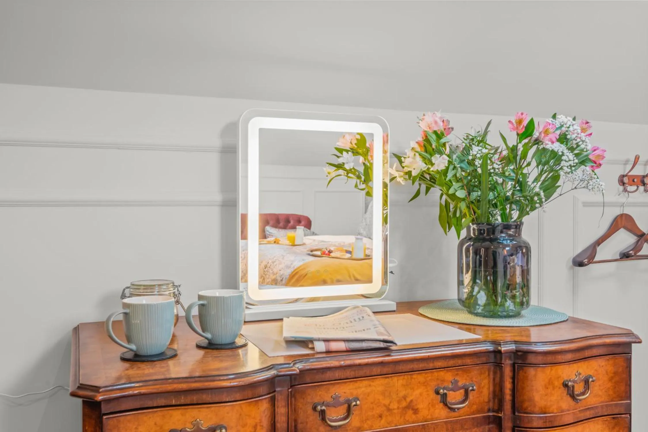Bedroom in The Ley Arms