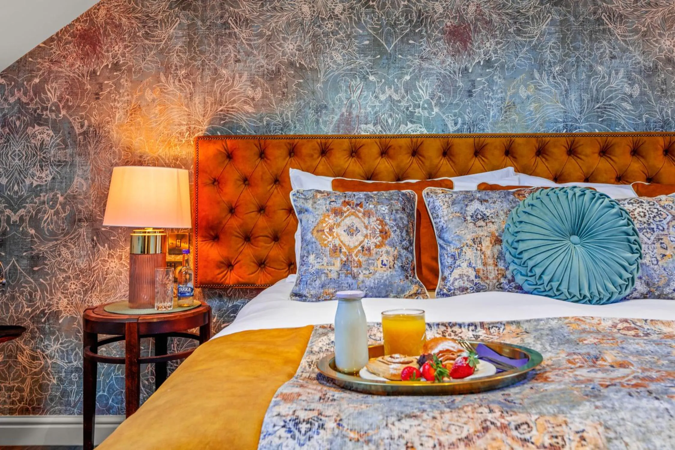 Bedroom, Bed in The Ley Arms