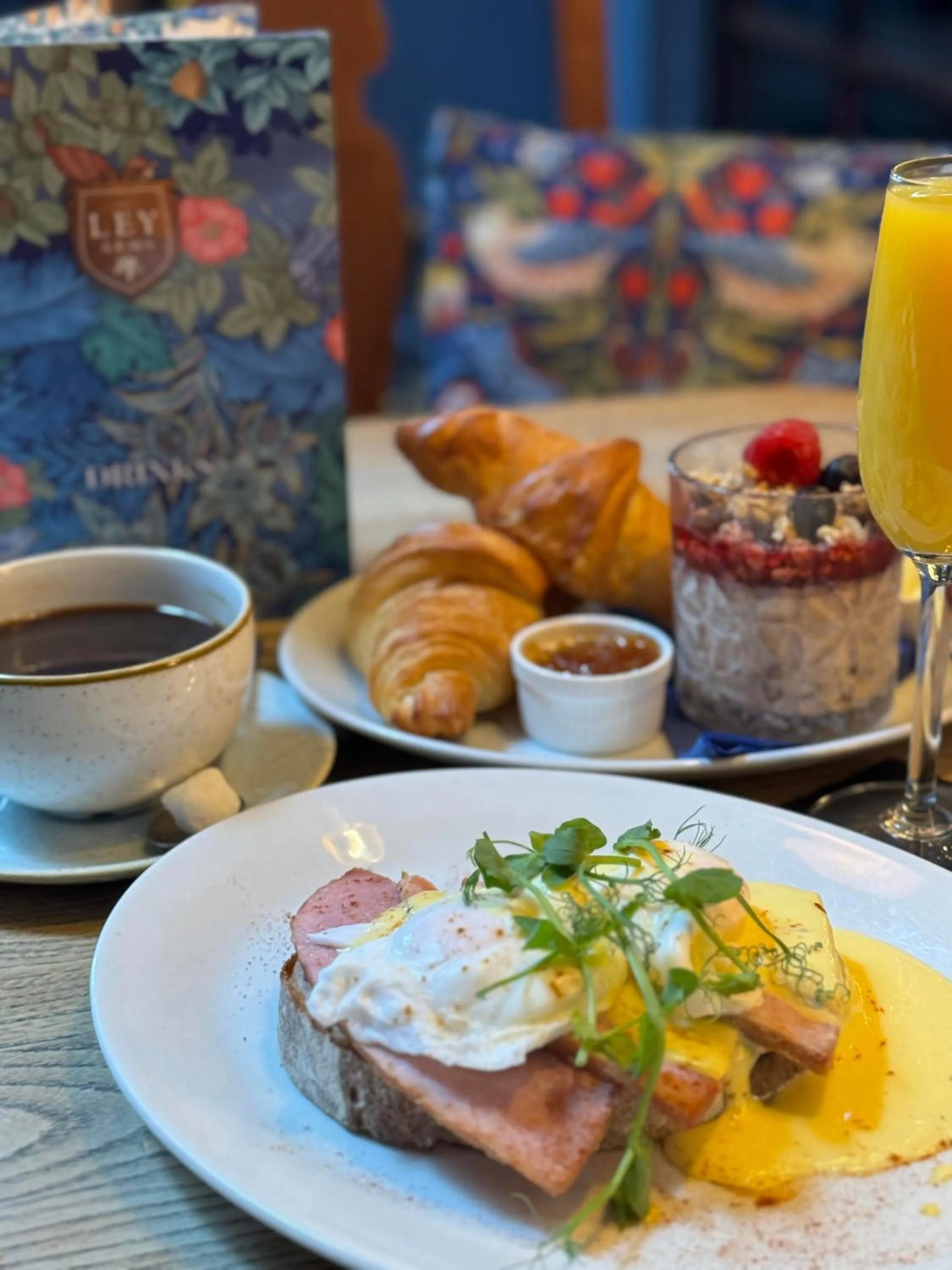 Restaurant/places to eat in The Ley Arms