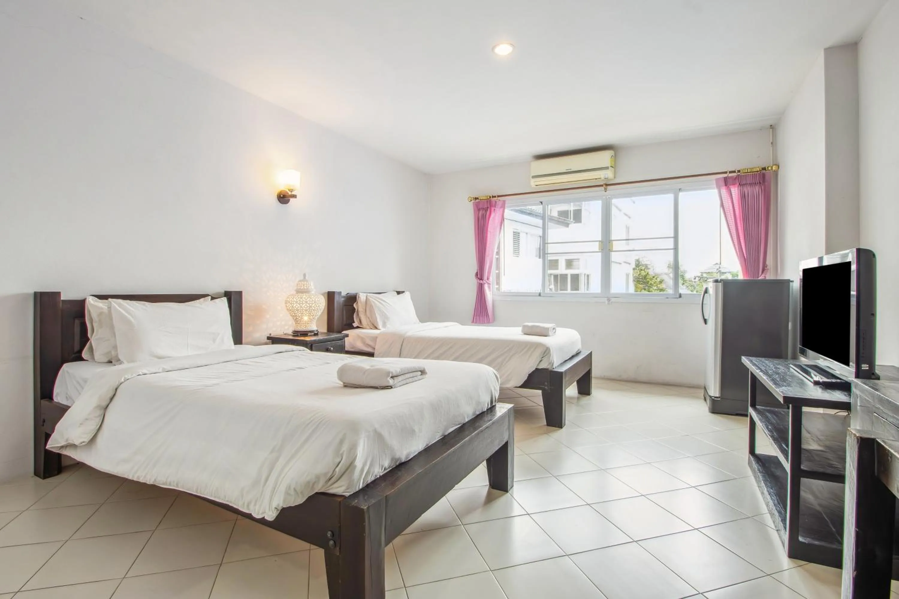 Bed in Budget Stars Hotel Chiang Mai