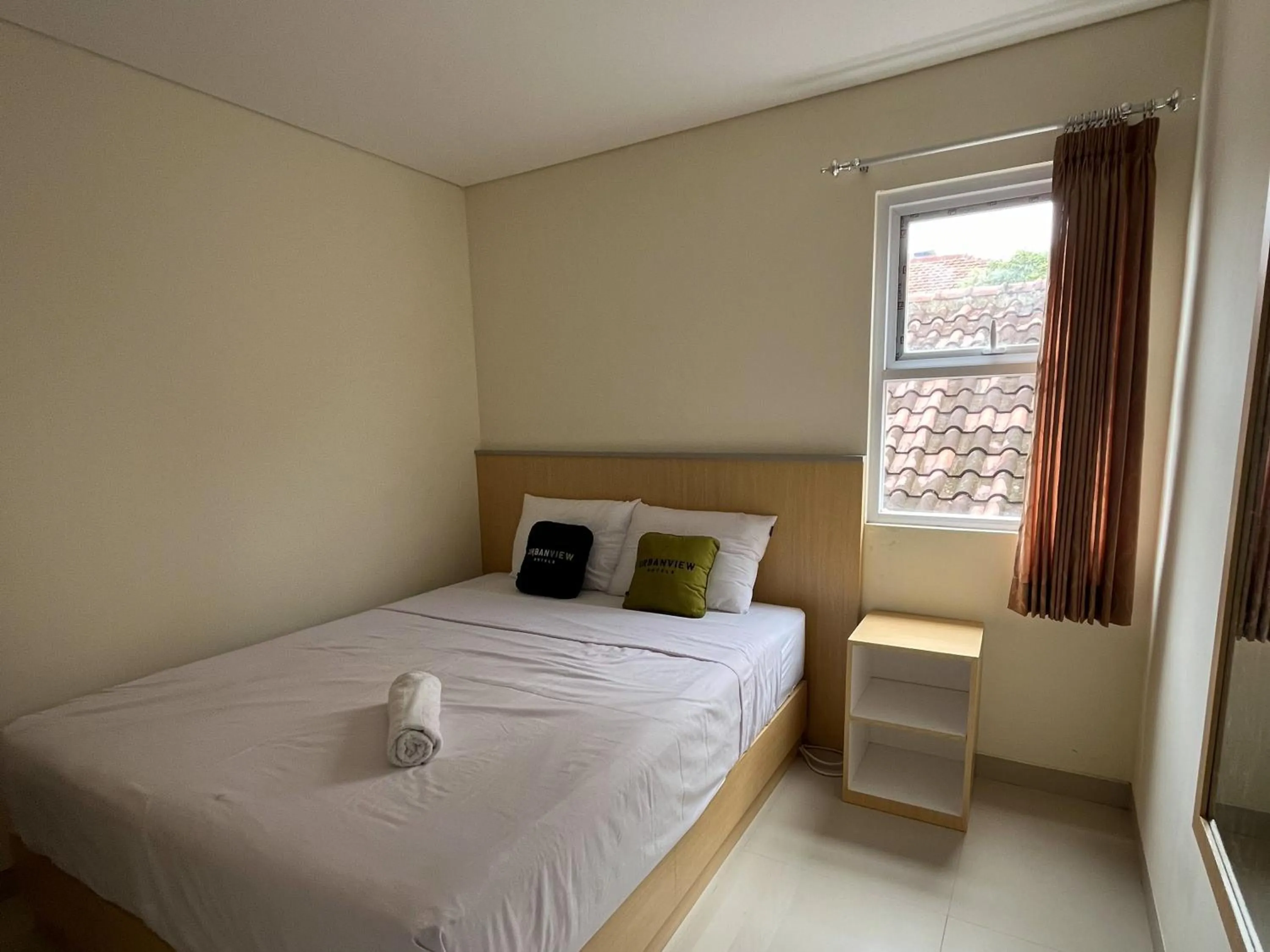 Bedroom, Bed in Urbanview Indria Inn Solo by RedDoorz