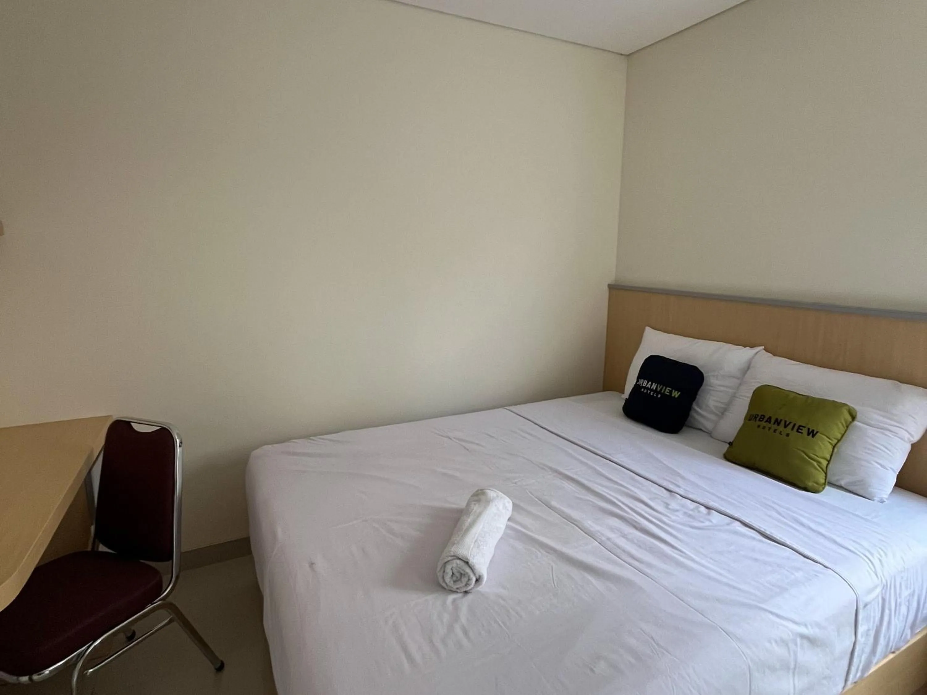 Bedroom, Bed in Urbanview Indria Inn Solo by RedDoorz