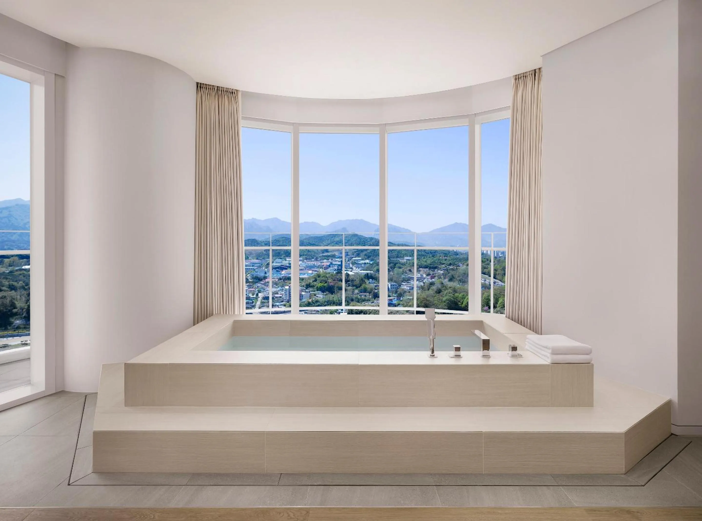 Bath in Cassia Sokcho