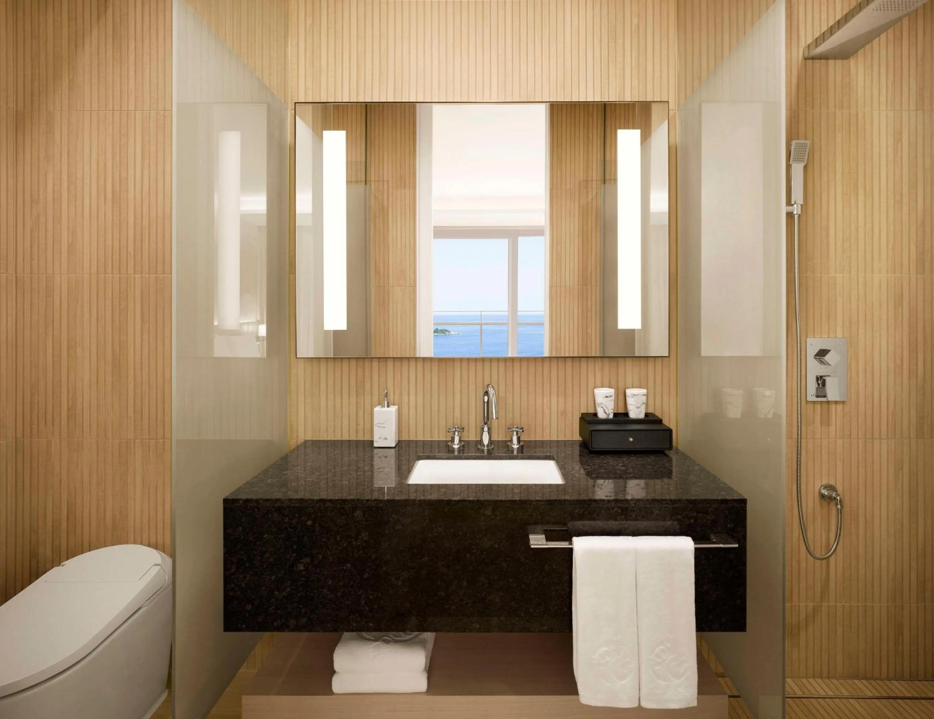 Bathroom in Cassia Sokcho
