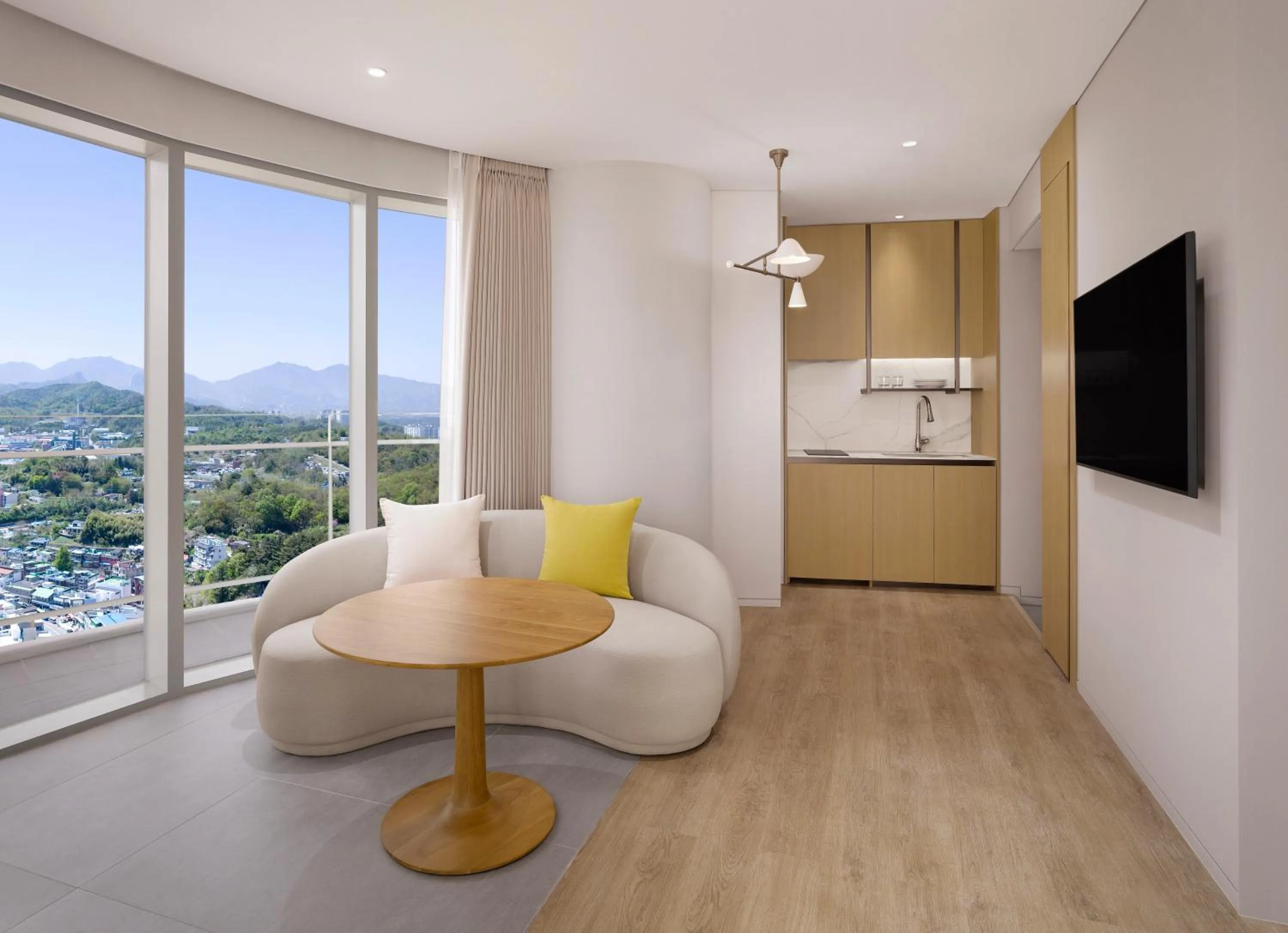 Seating area in Cassia Sokcho