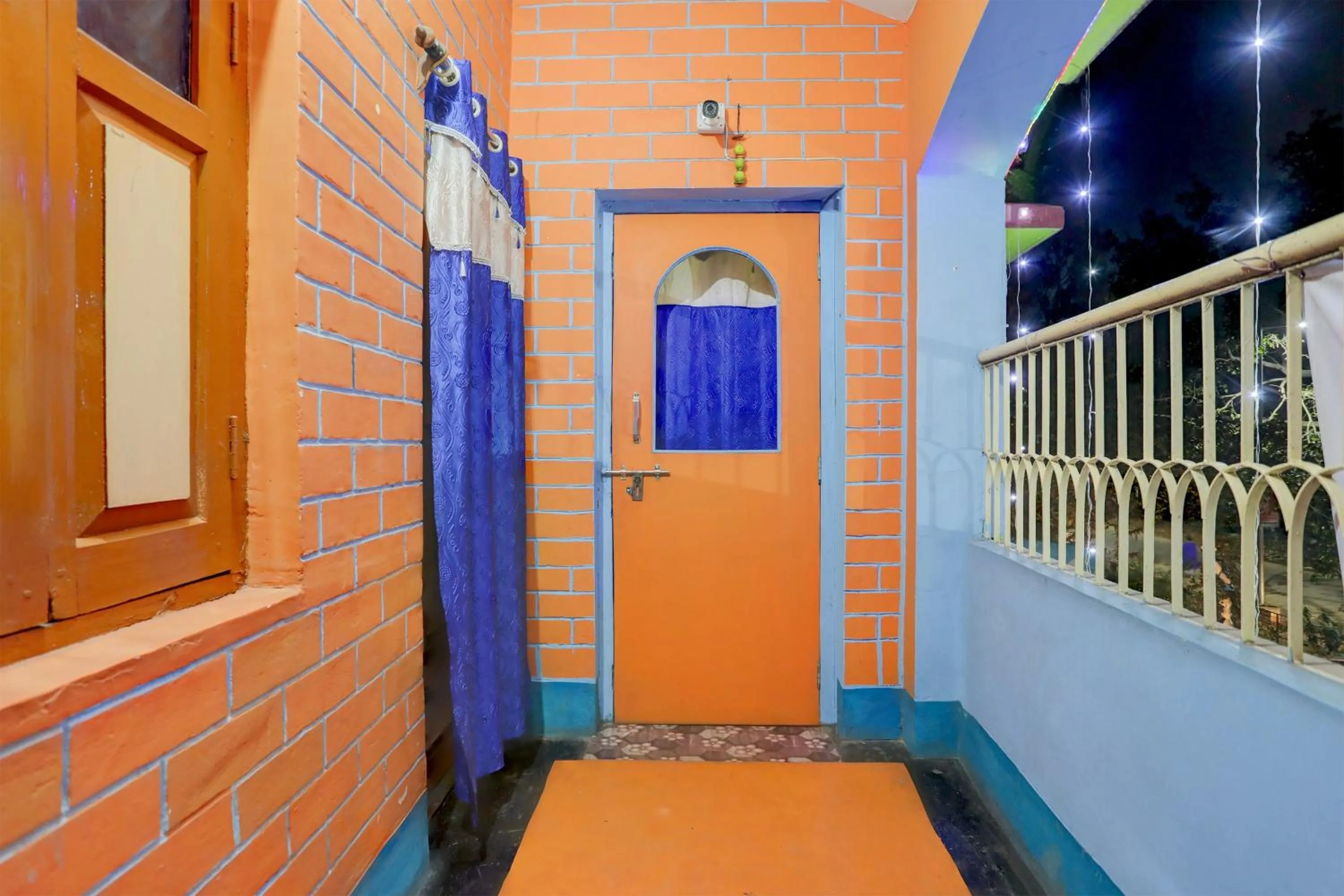 Facade/entrance in Super Hotel O A.R. Lodge