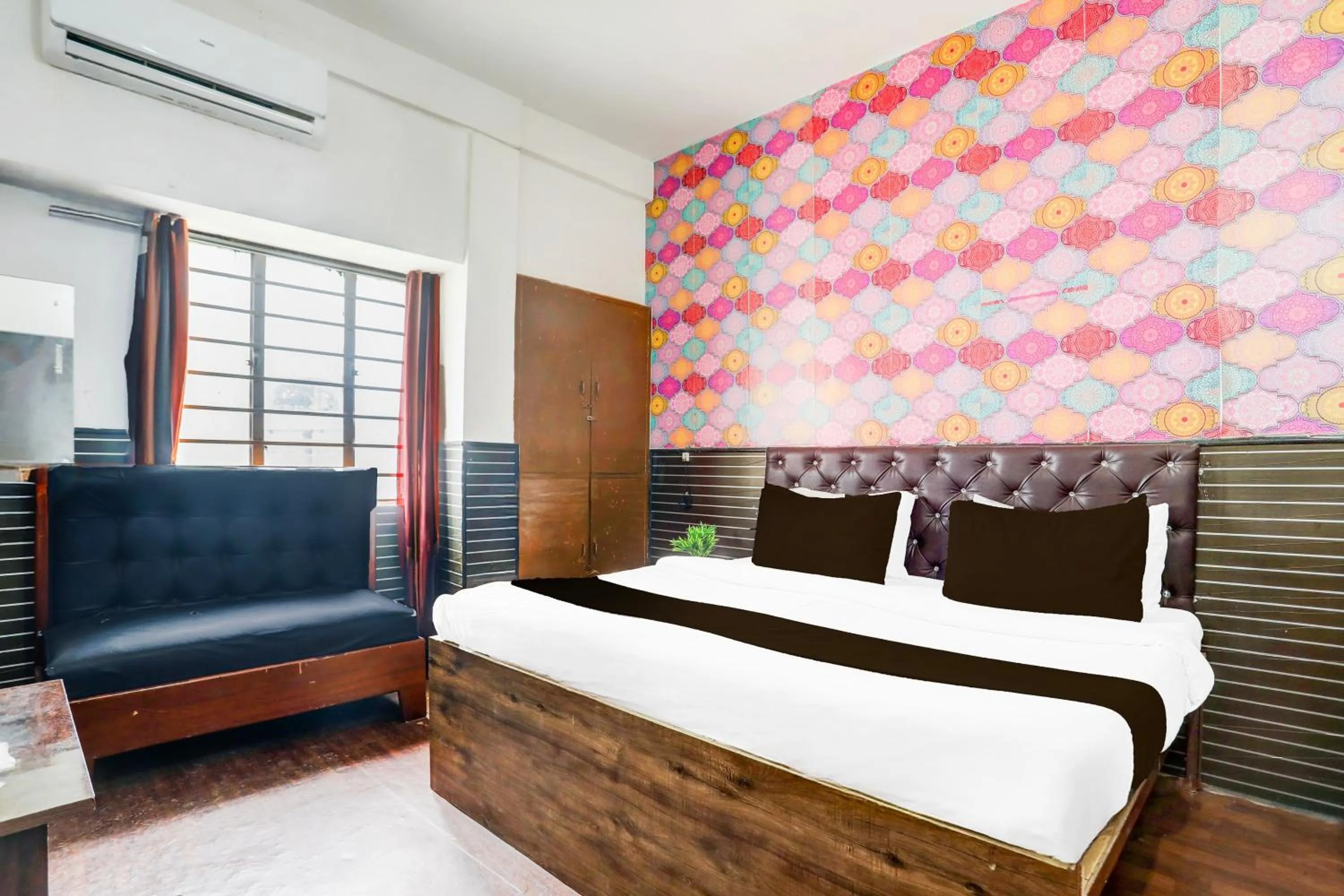 Bedroom, Bed in Super Hotel O Kings Hotel & Banquet