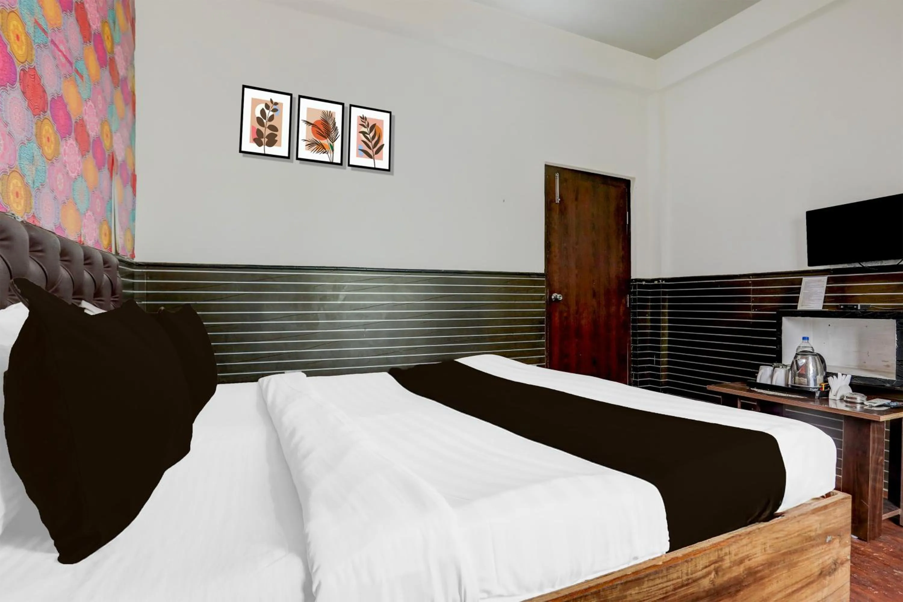 Bedroom, Bed in Super Hotel O Kings Hotel & Banquet