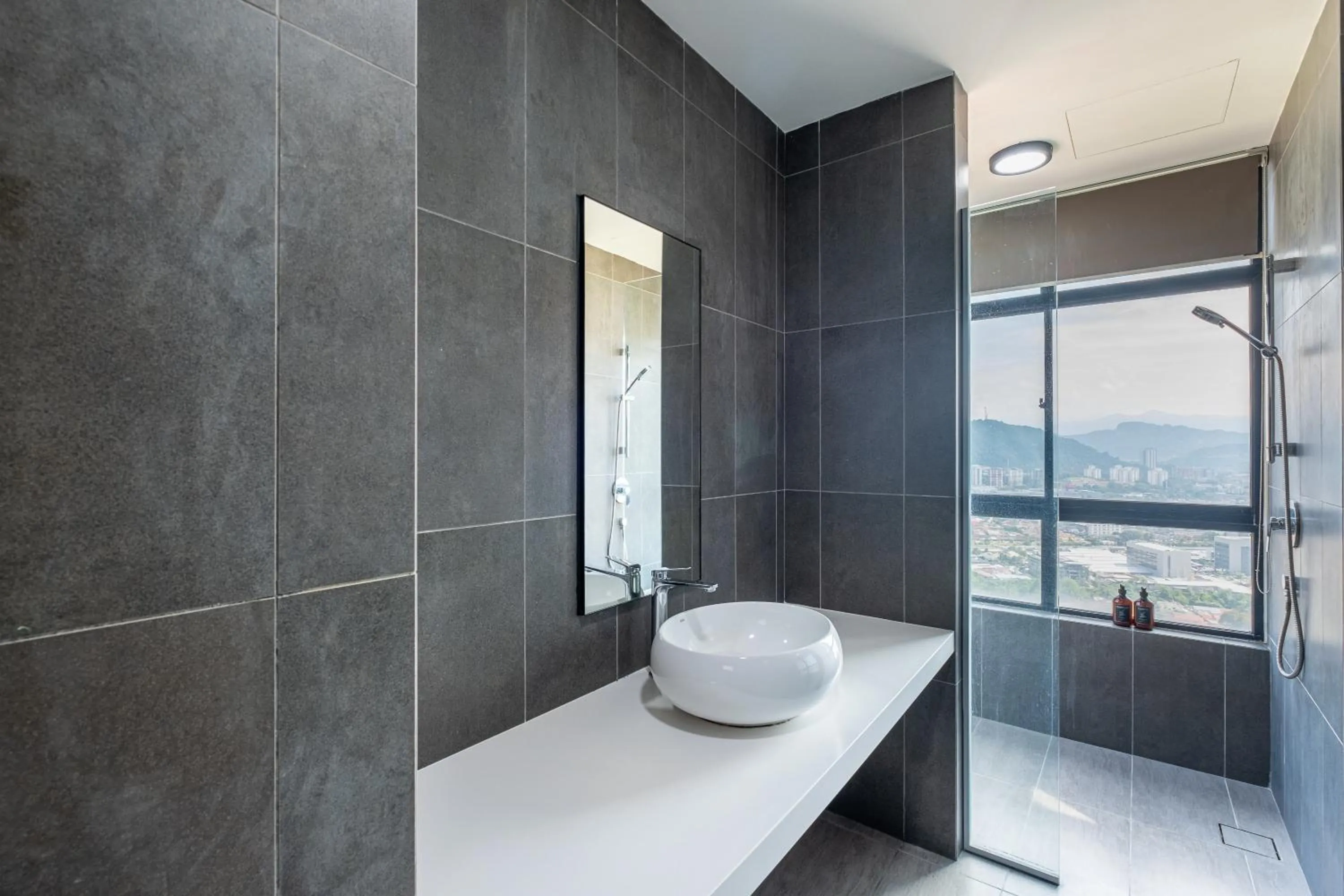 Premium Classy 4Room@Astoria Ampang 12pax 6km KLCC