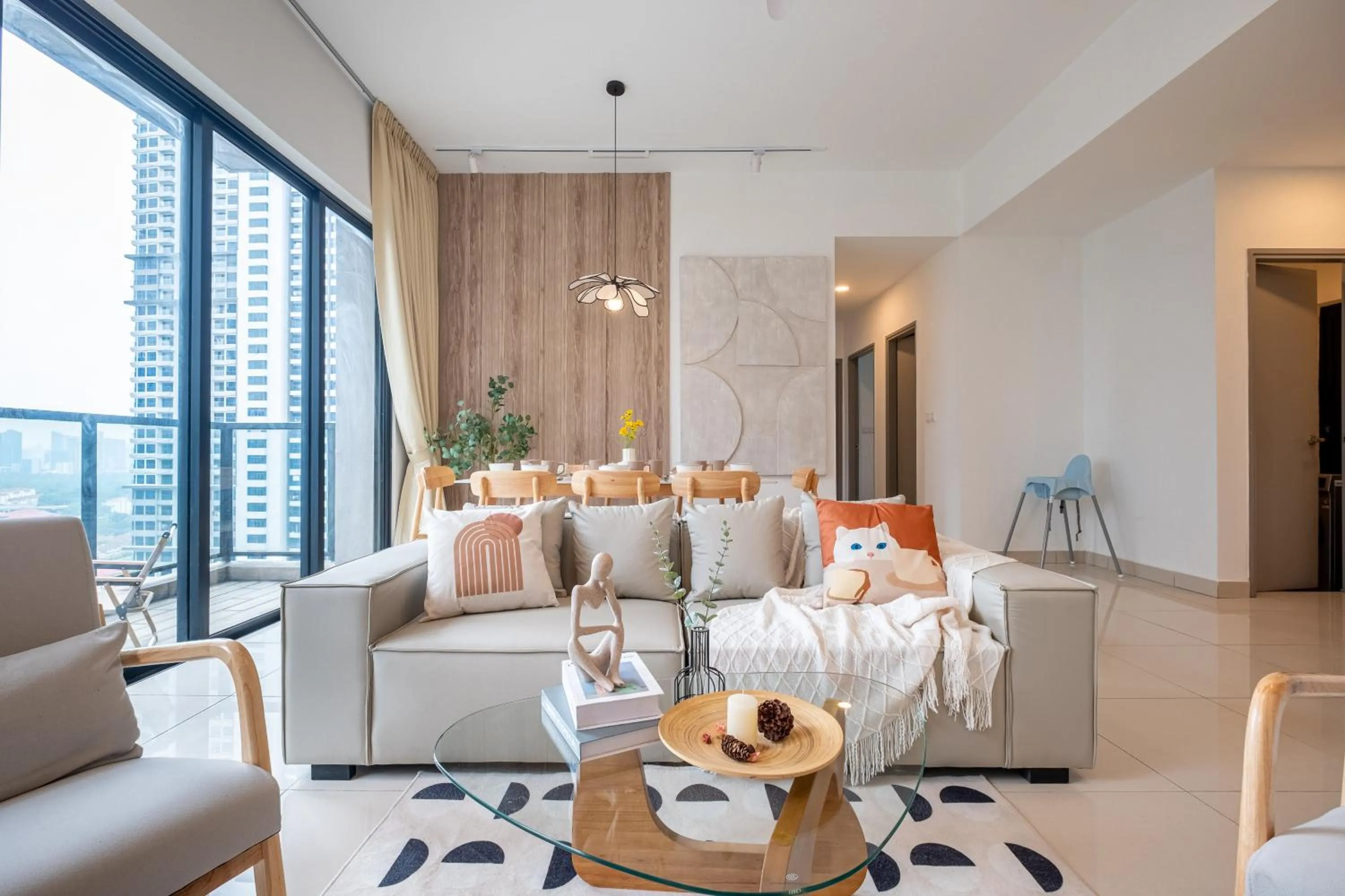 Premium Classy 4Room@Astoria Ampang 12pax 6km KLCC