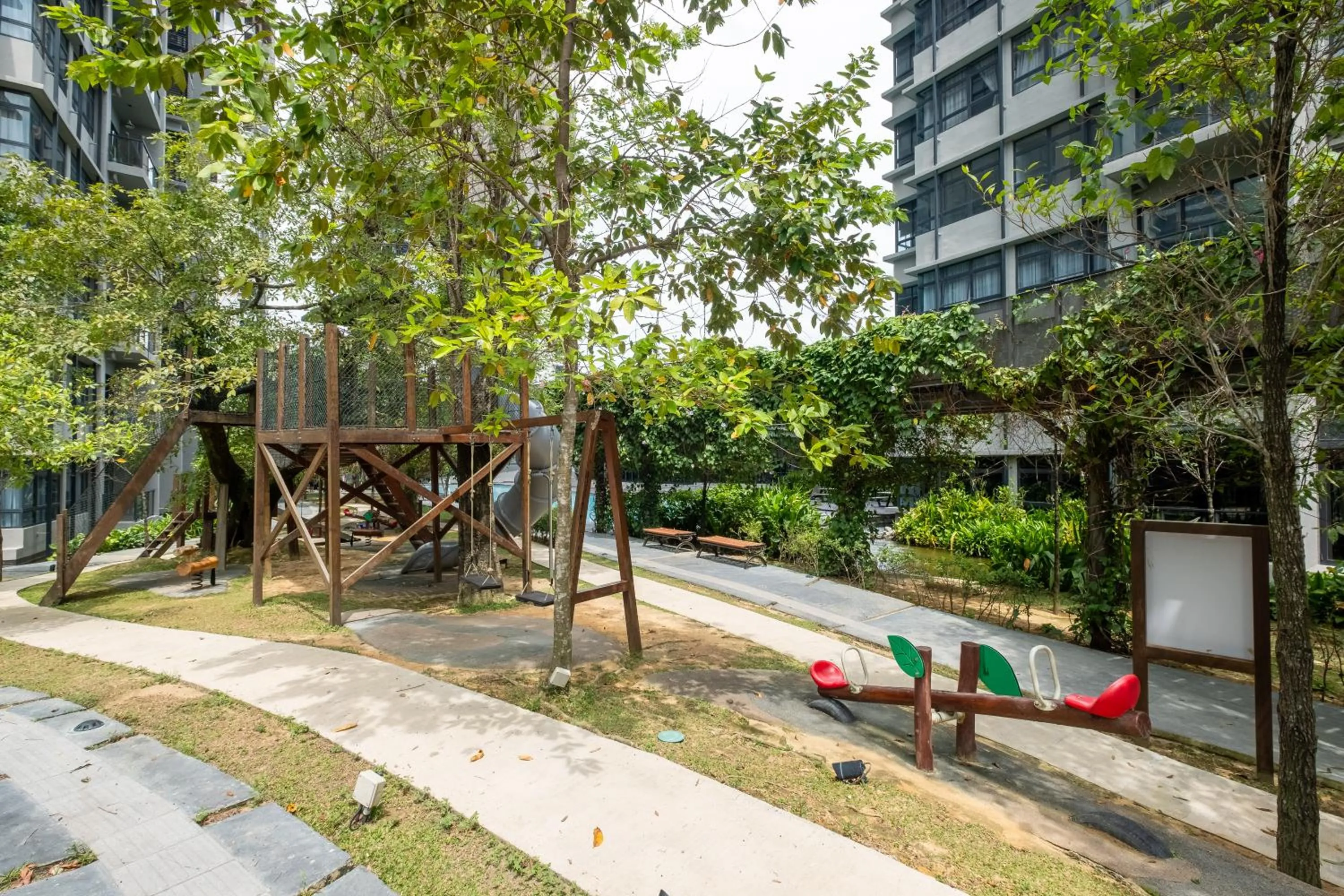 Premium Classy 4Room@Astoria Ampang 12pax 6km KLCC