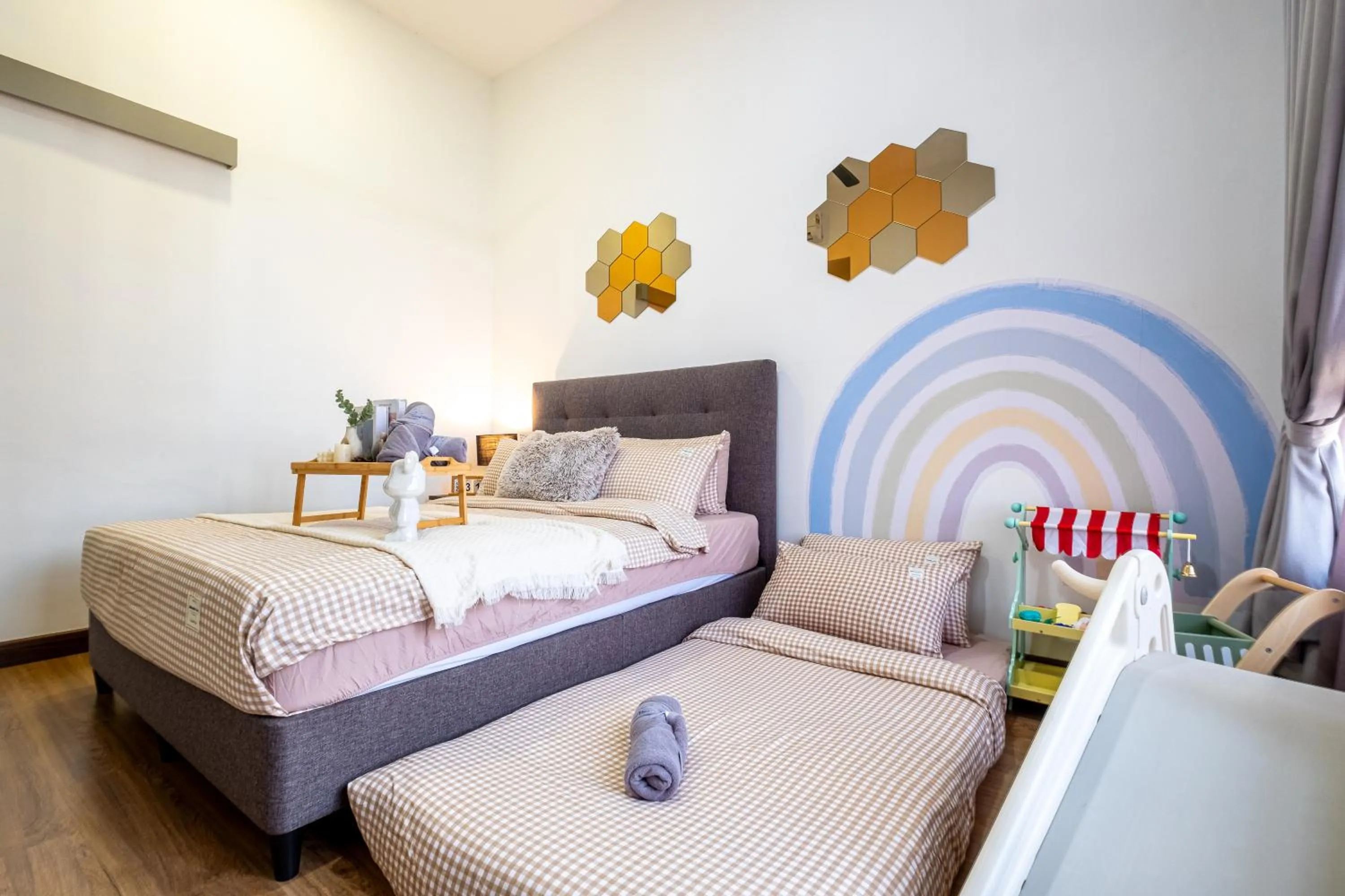 Bed in Premium Classy 4Room@Astoria Ampang 12pax 6km KLCC