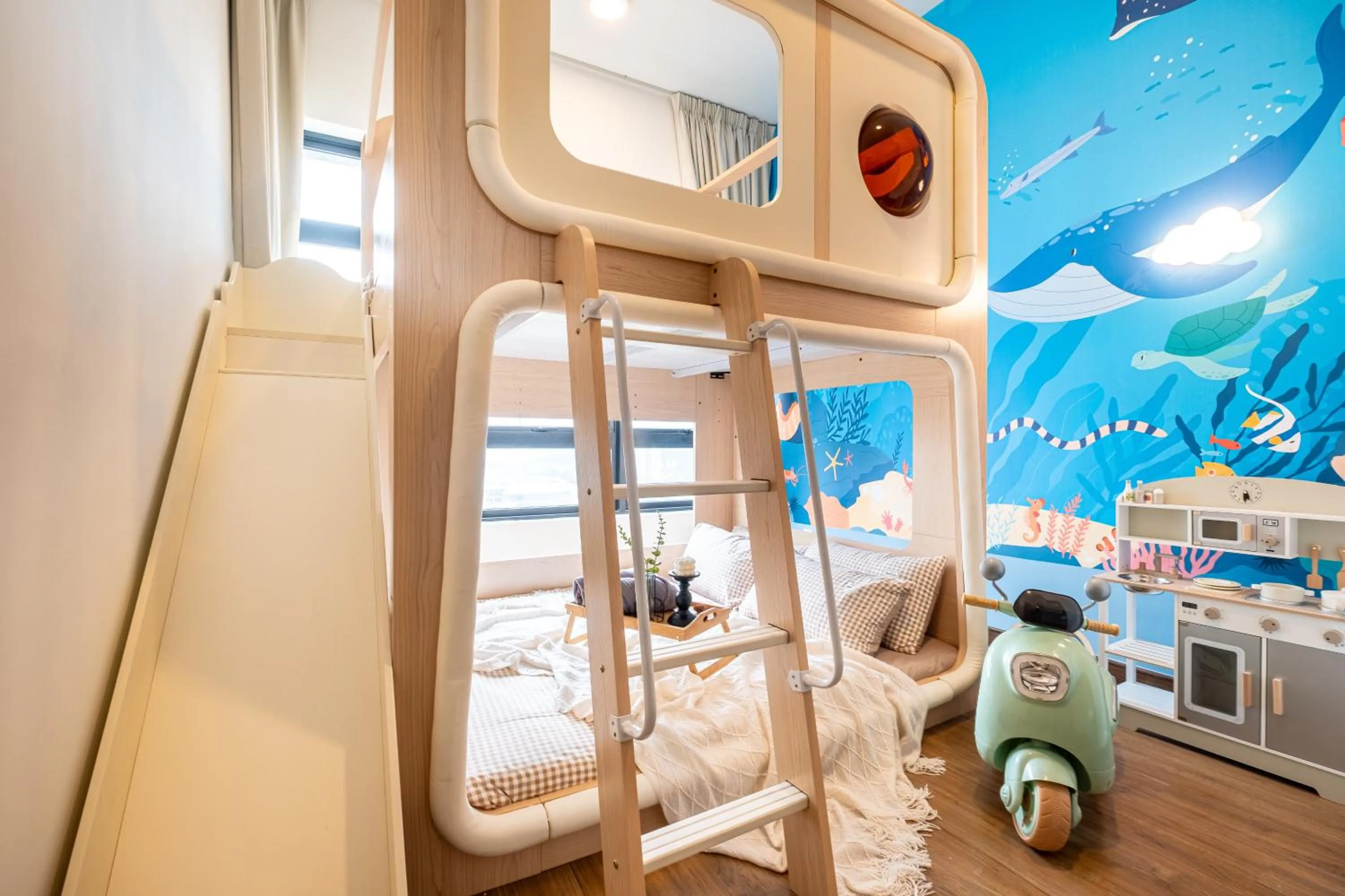 Bed in Premium Classy 4Room@Astoria Ampang 12pax 6km KLCC