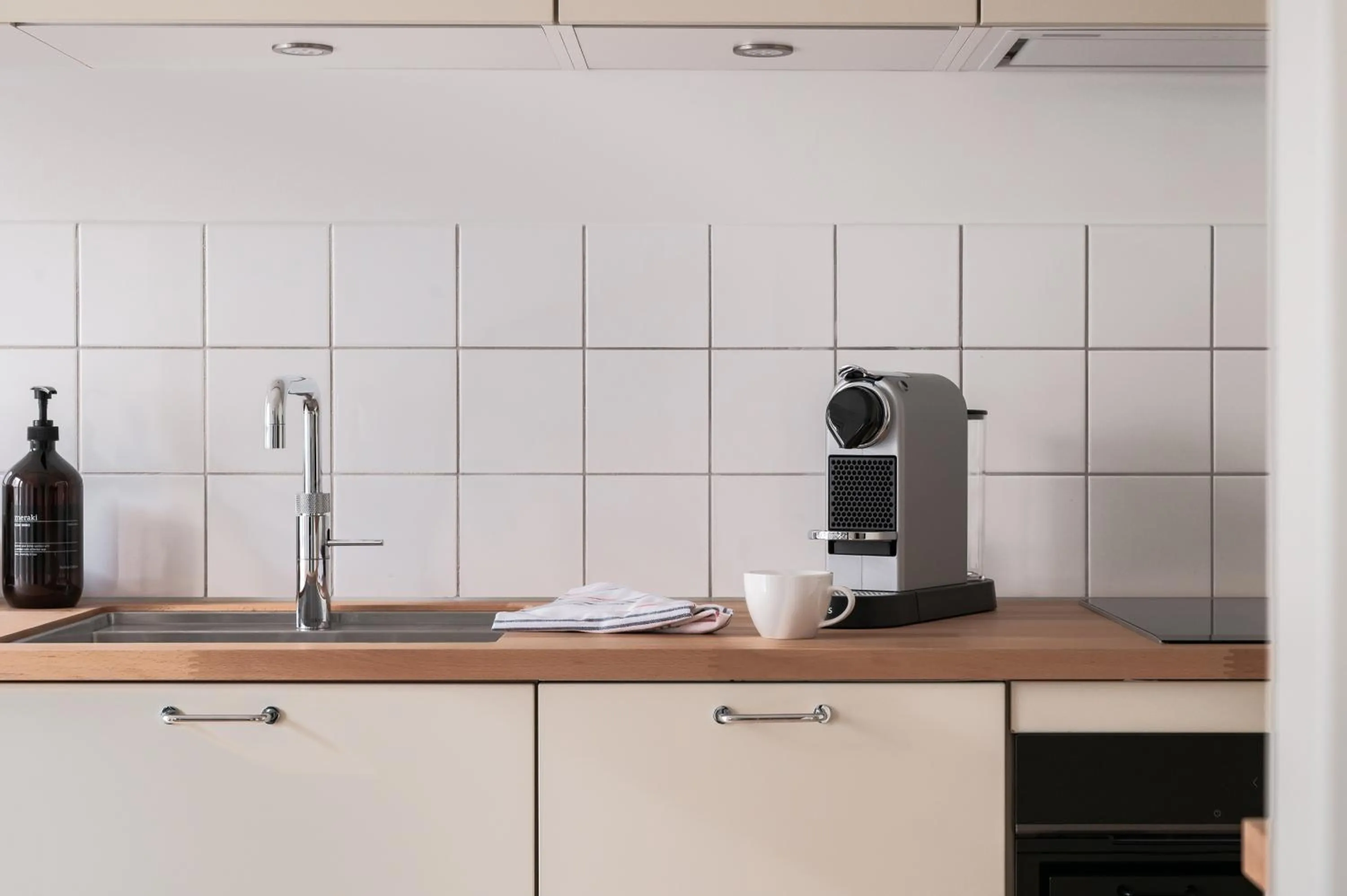 kitchen in Queens Courtyard by Daniel&Jacob's