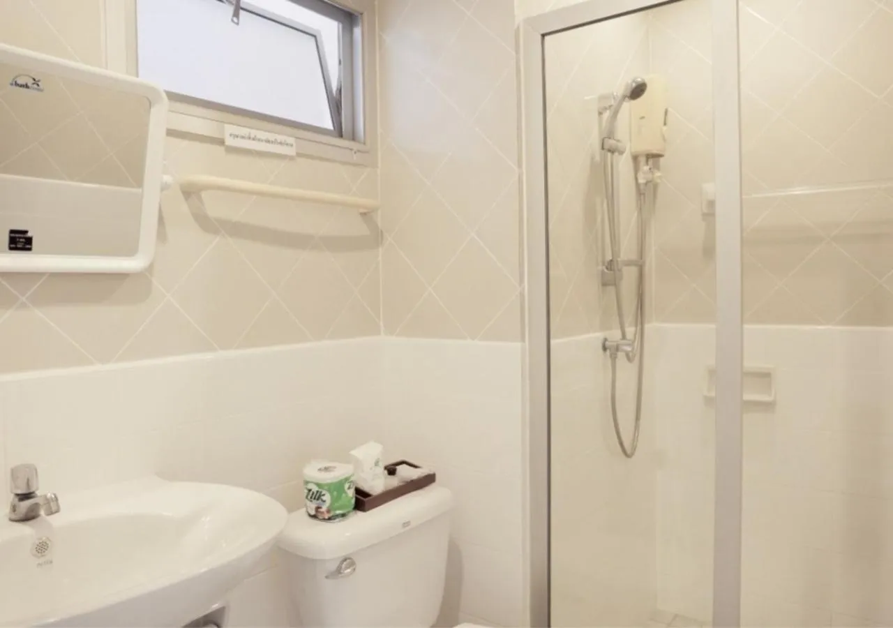 Bathroom in Kiatthada Resort