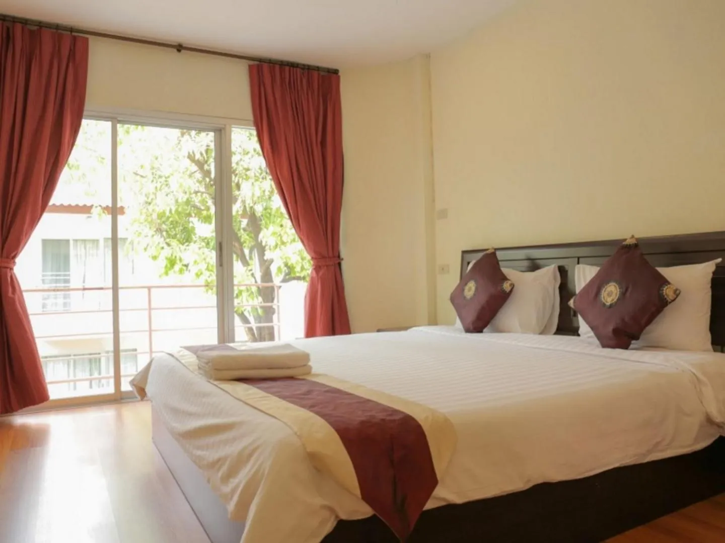 Bed in Kiatthada Resort