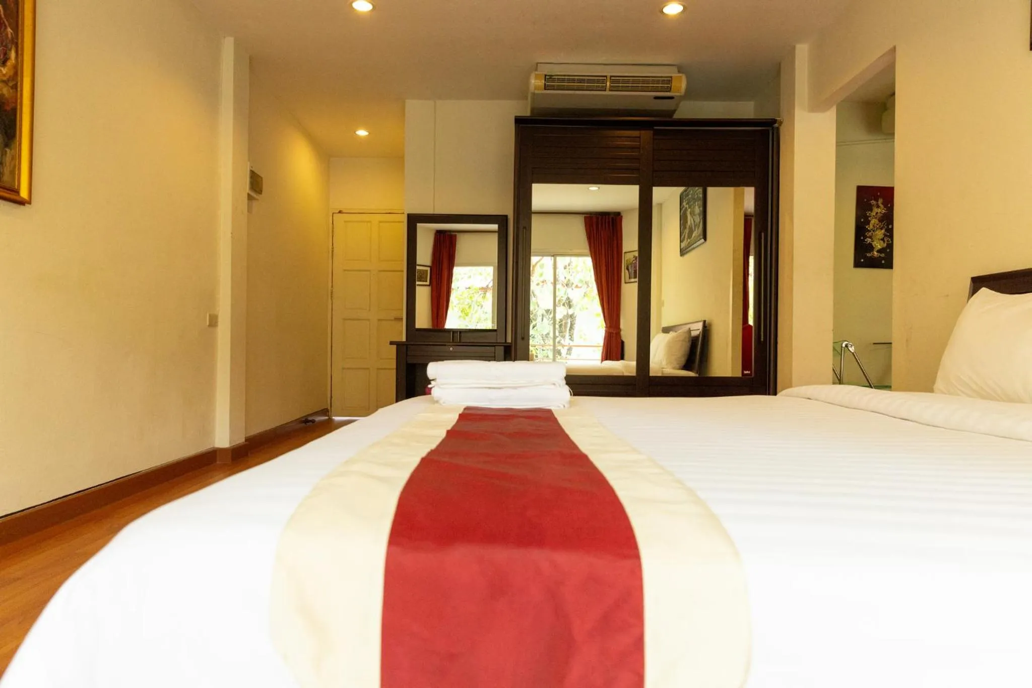 Bedroom, Bed in Kiatthada Resort