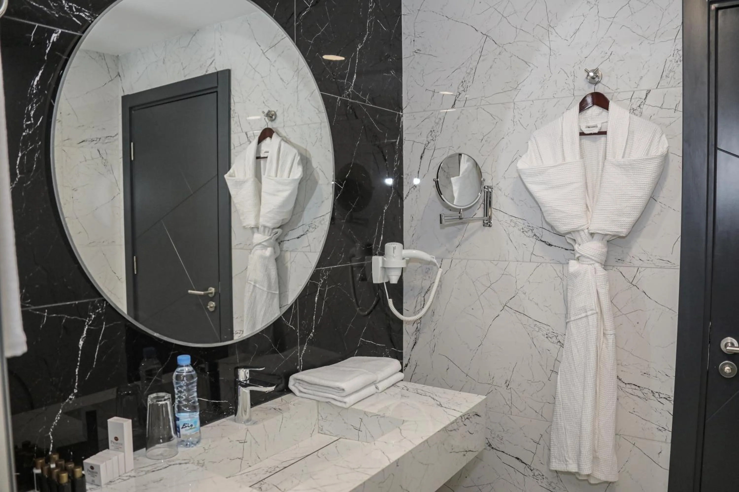 Best Western Premier DJ Hotel