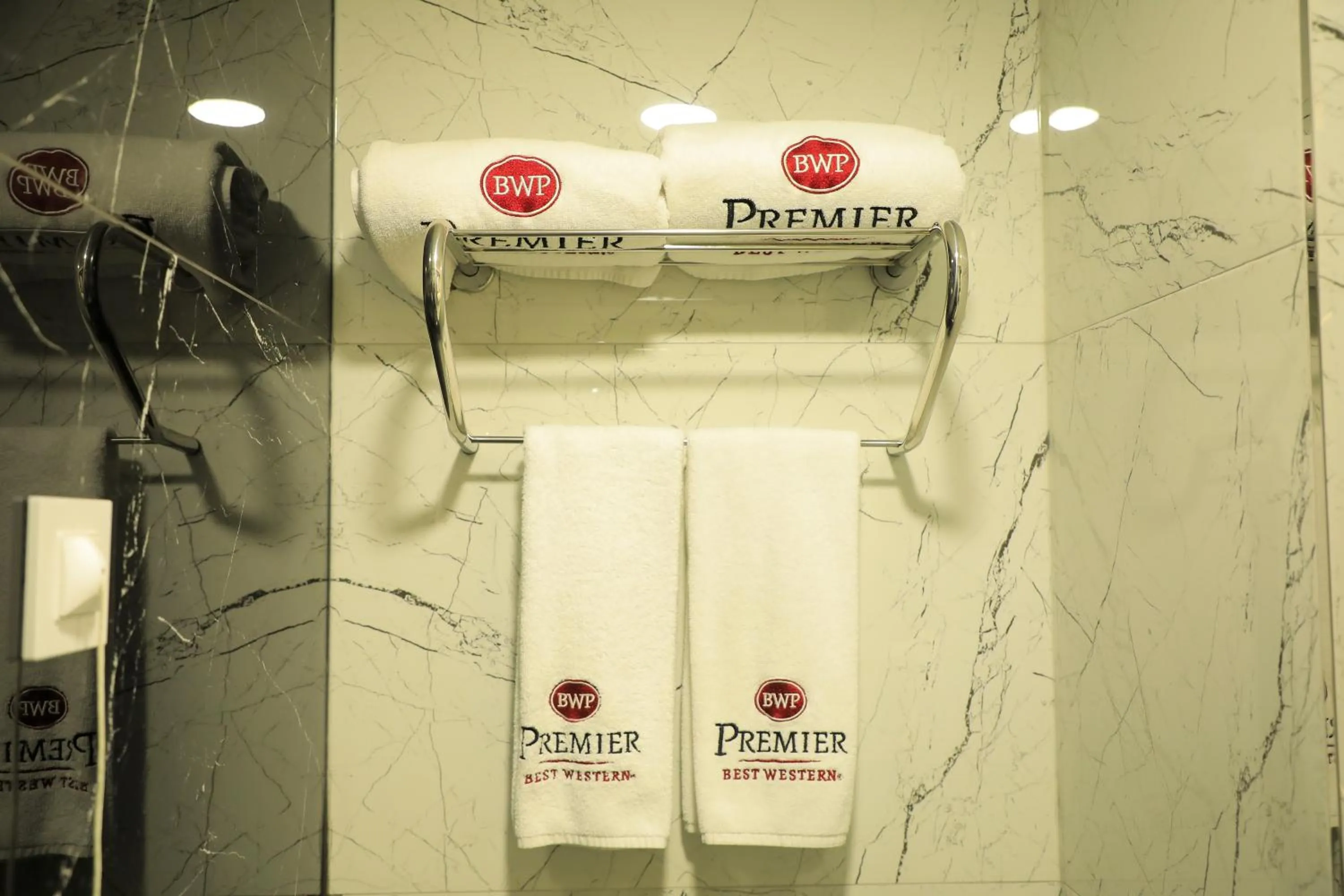 Best Western Premier DJ Hotel