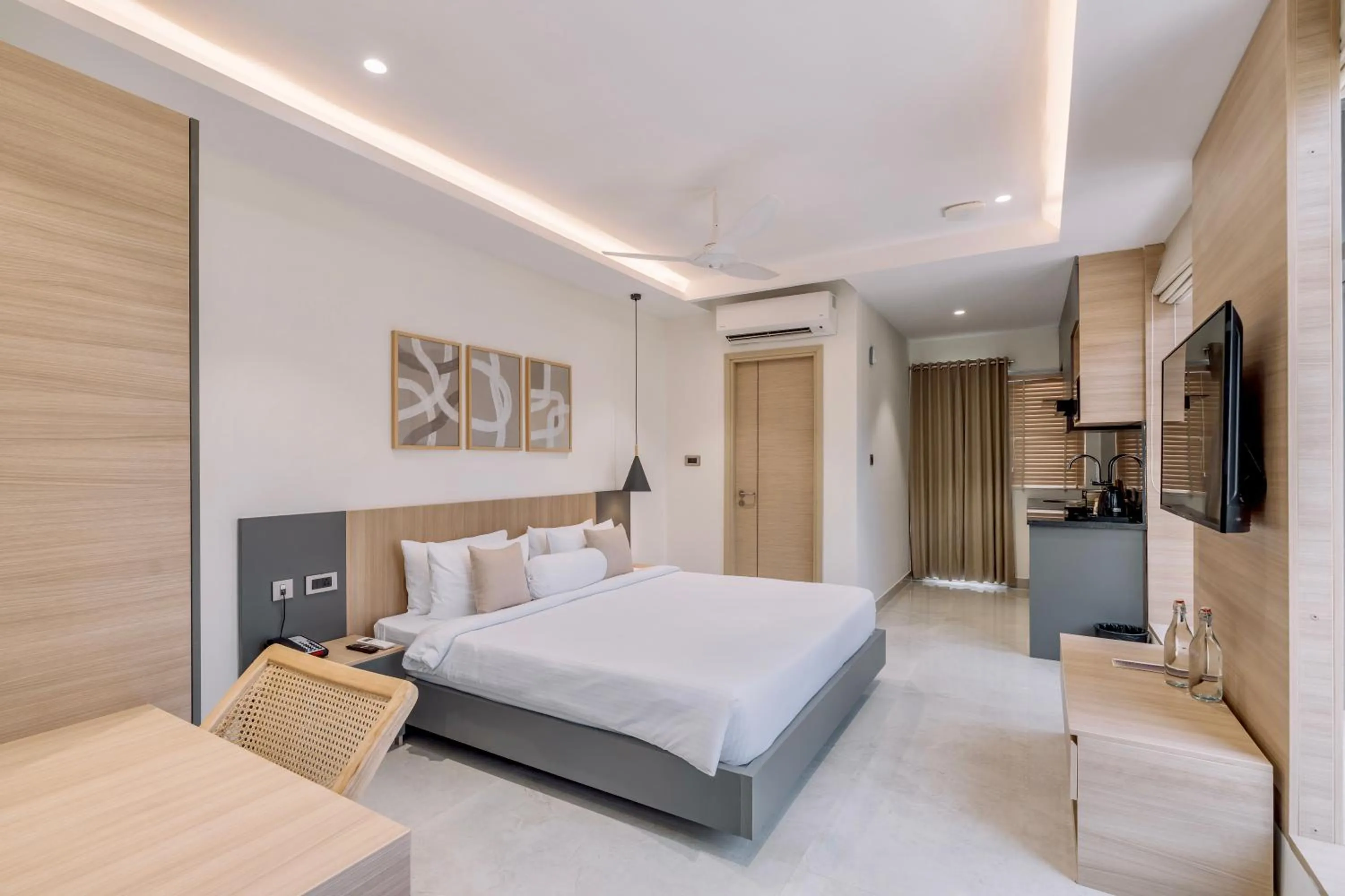 View (from property/room), Bed in SKYLA Studios & Suites - Kondapur