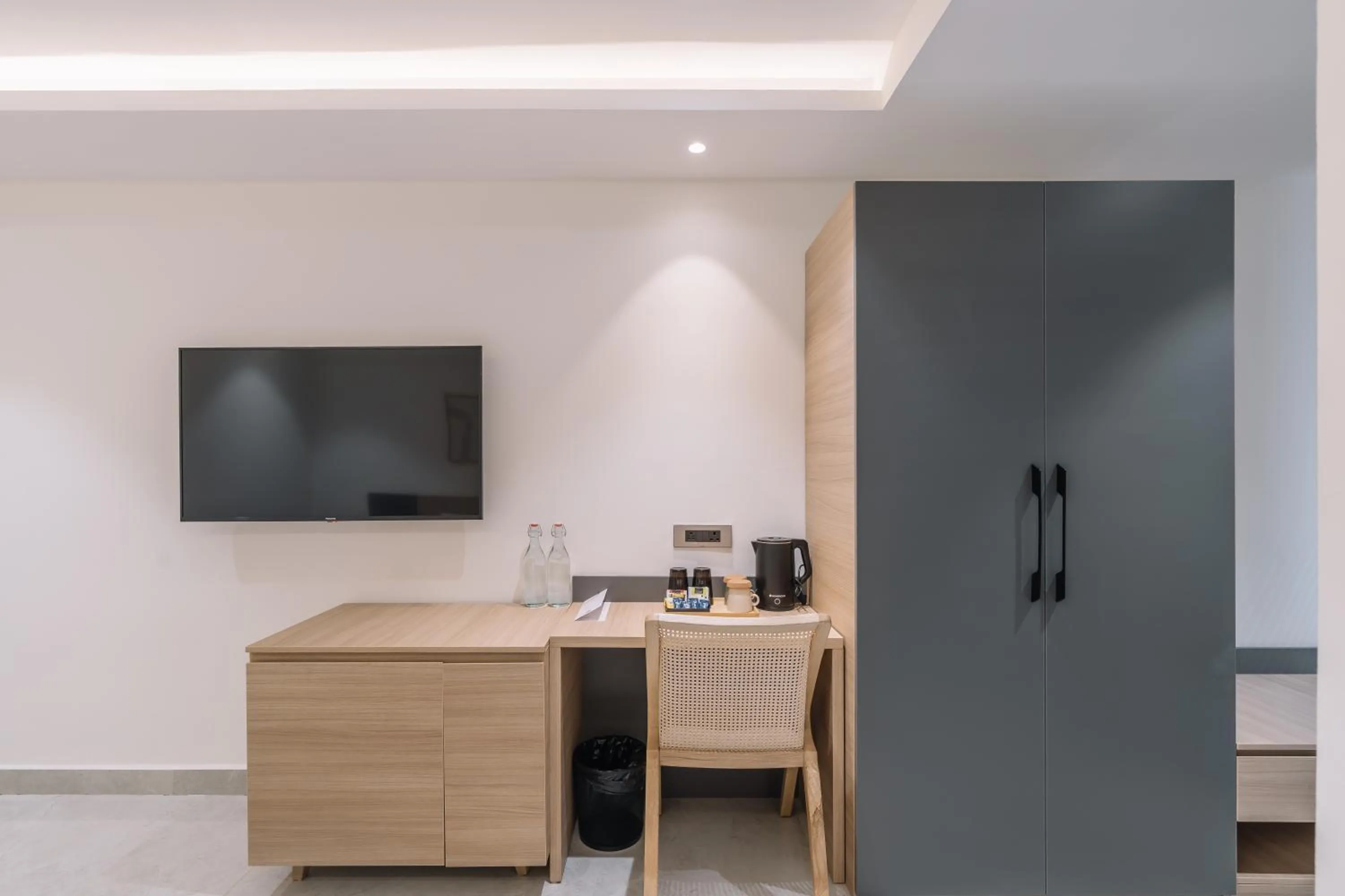 TV and multimedia in SKYLA Studios & Suites - Kondapur