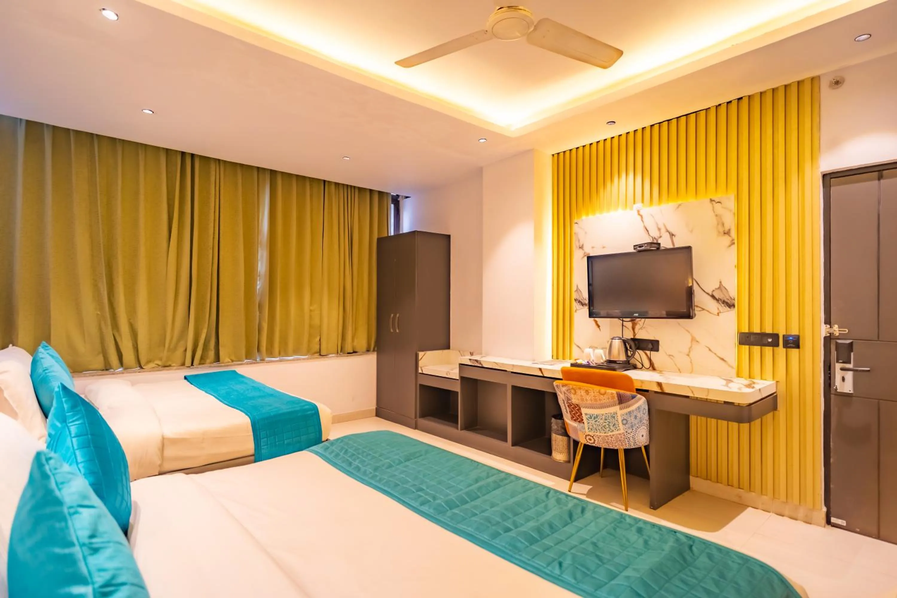 TV and multimedia, Bed in SKI Hotels and Resorts Rishikesh