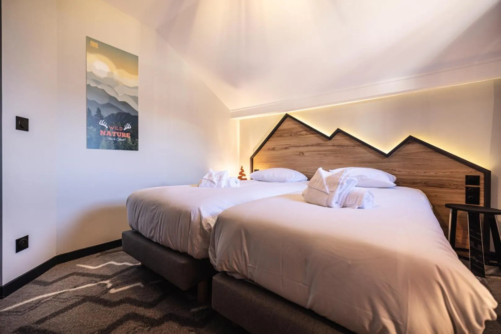 Bed in Hotel Base Camp Lodge - Albertville