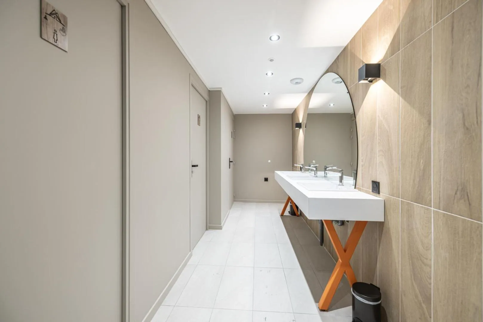 Bathroom in Hotel Base Camp Lodge - Albertville