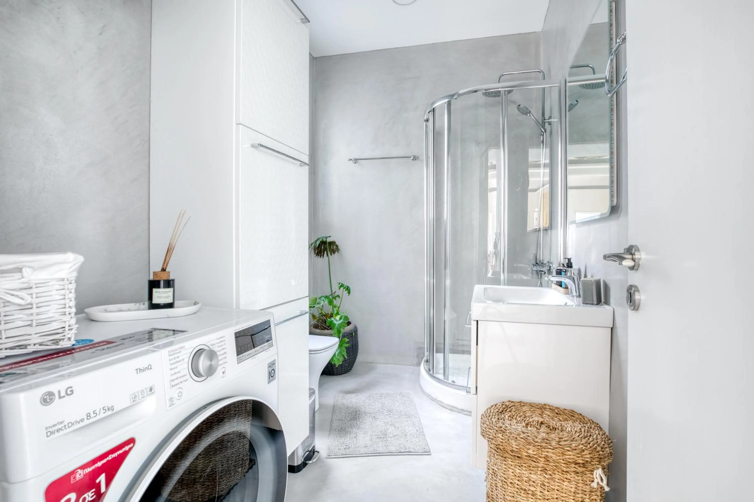 Bathroom in SMG Boutique Apartments