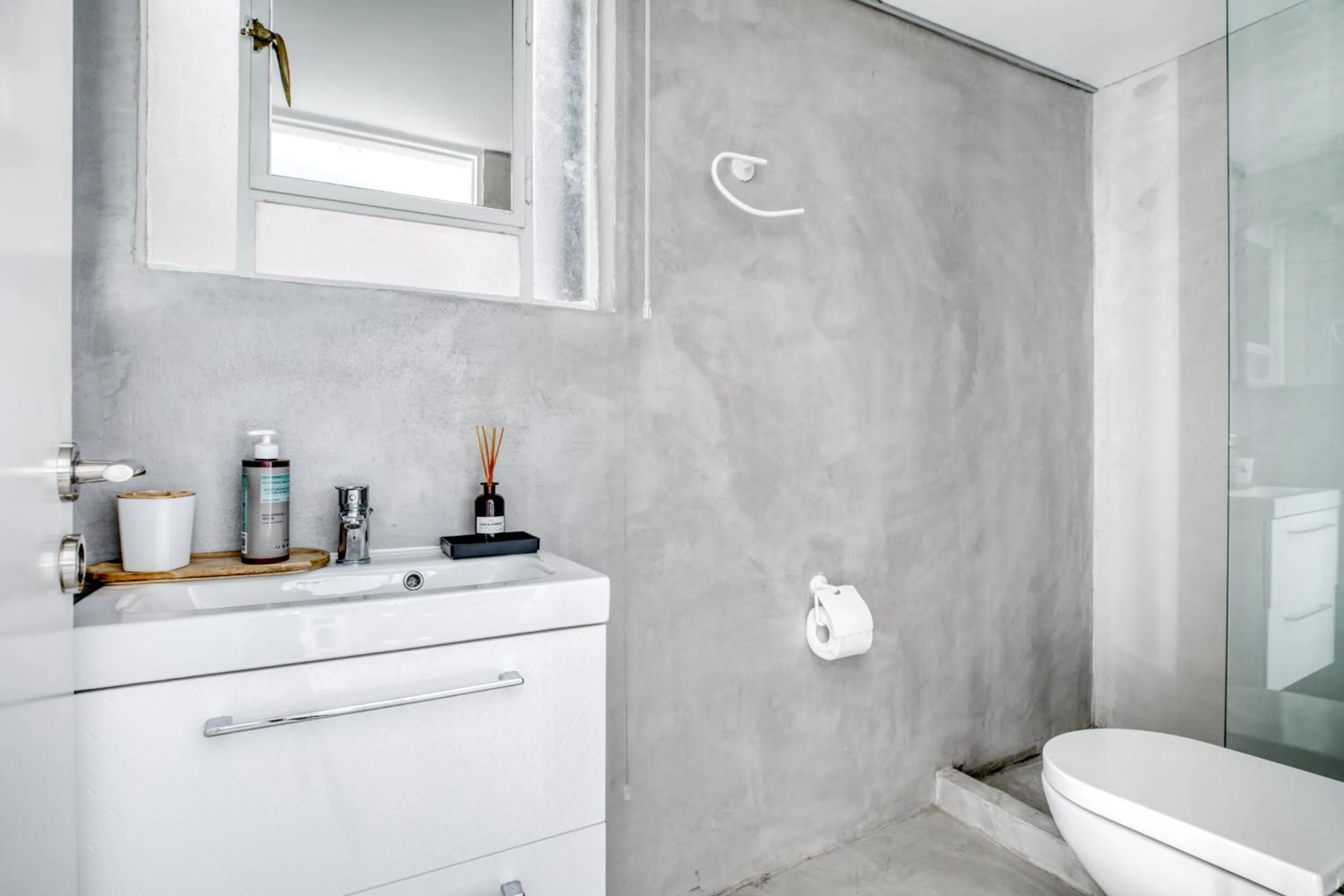 Shower in SMG Boutique Apartments