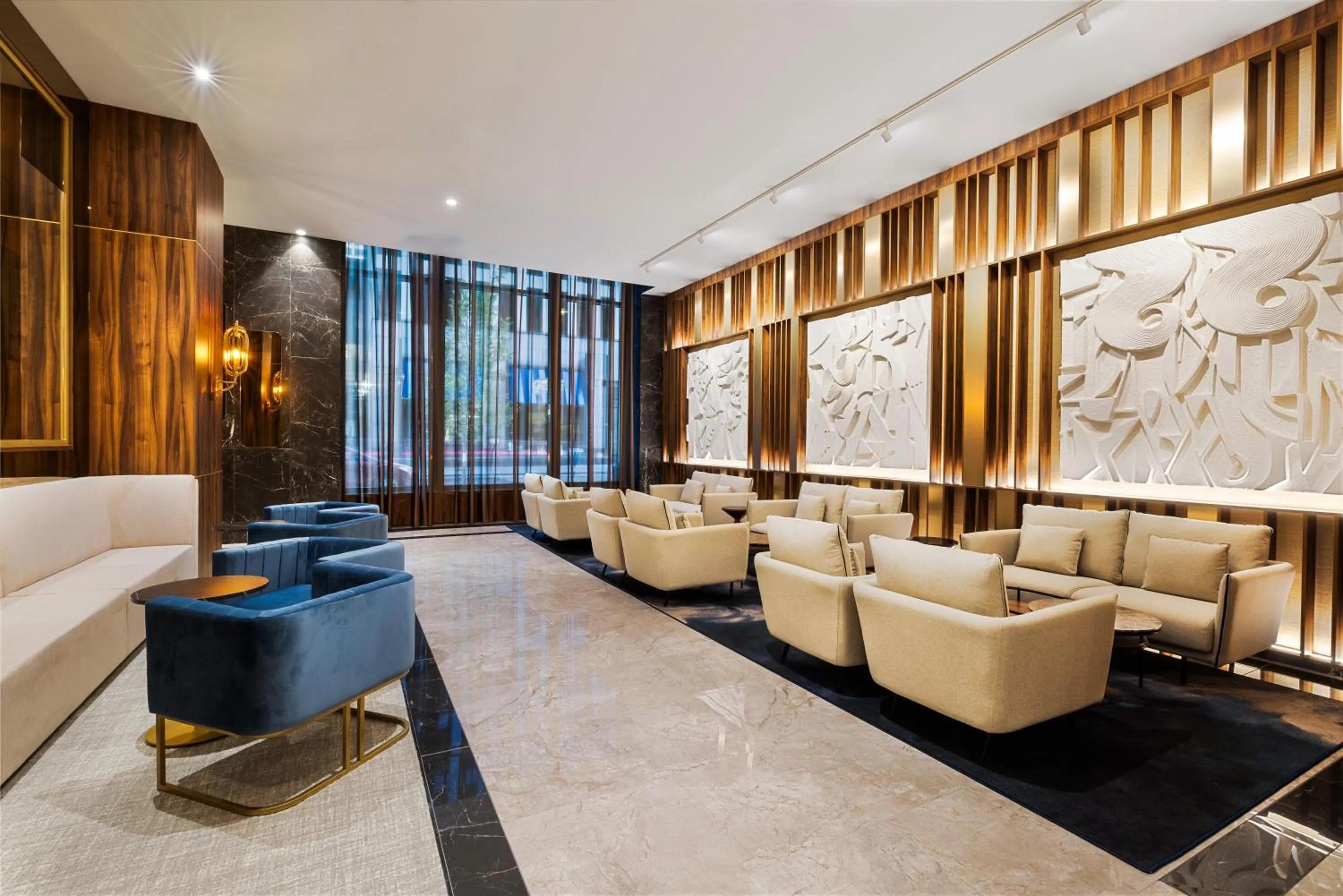 Lobby or reception in Riu Plaza Chicago