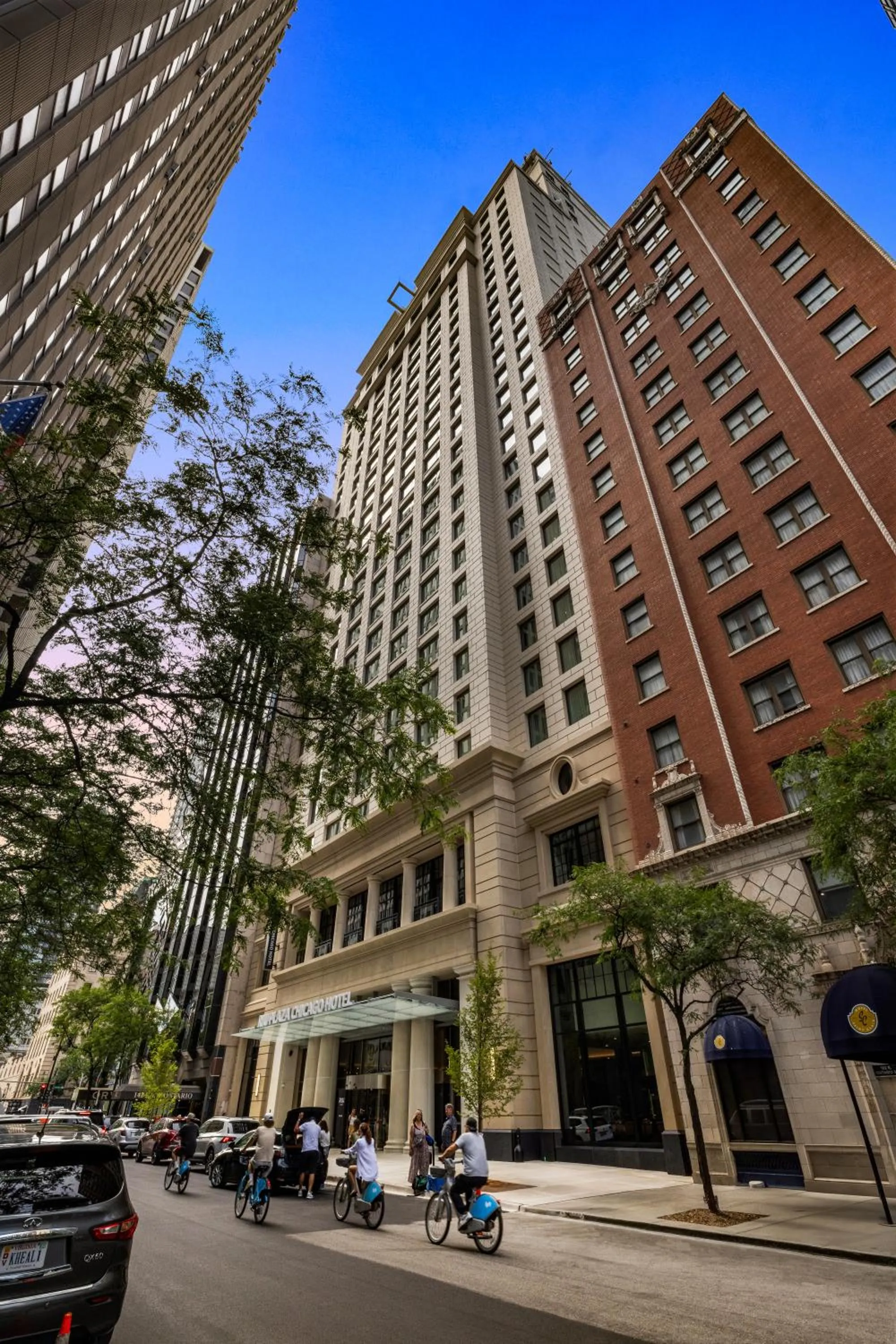 Property building in Riu Plaza Chicago