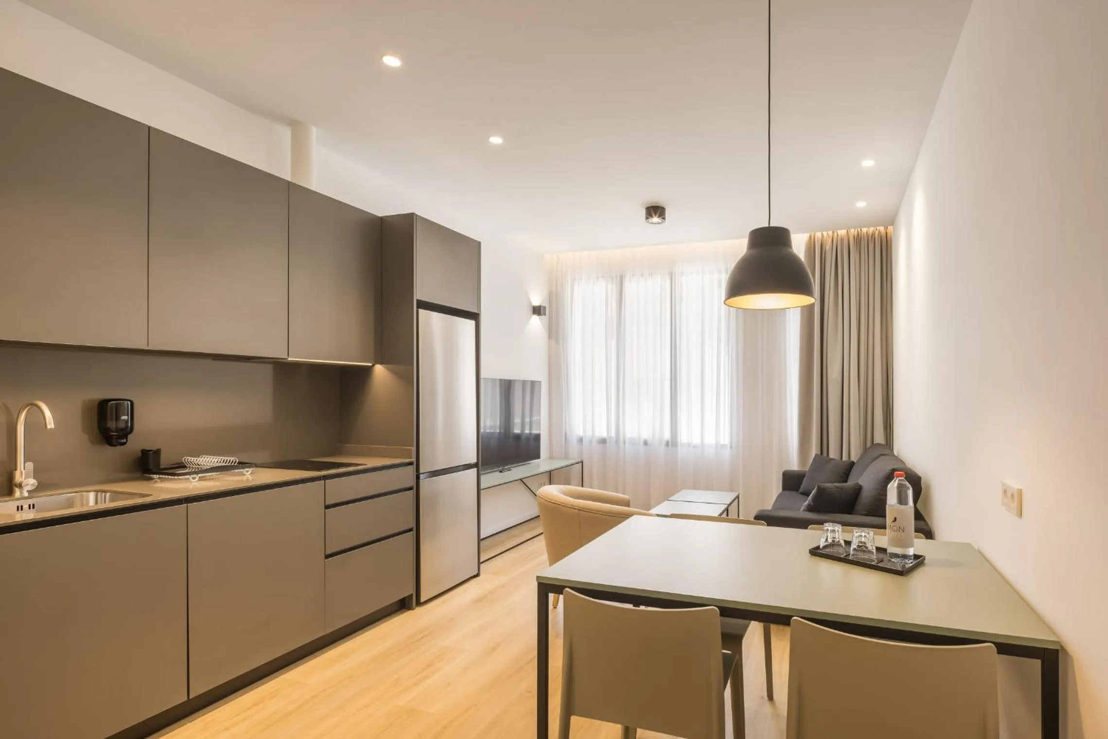 kitchen in Mon Suites Jardín de Ayora