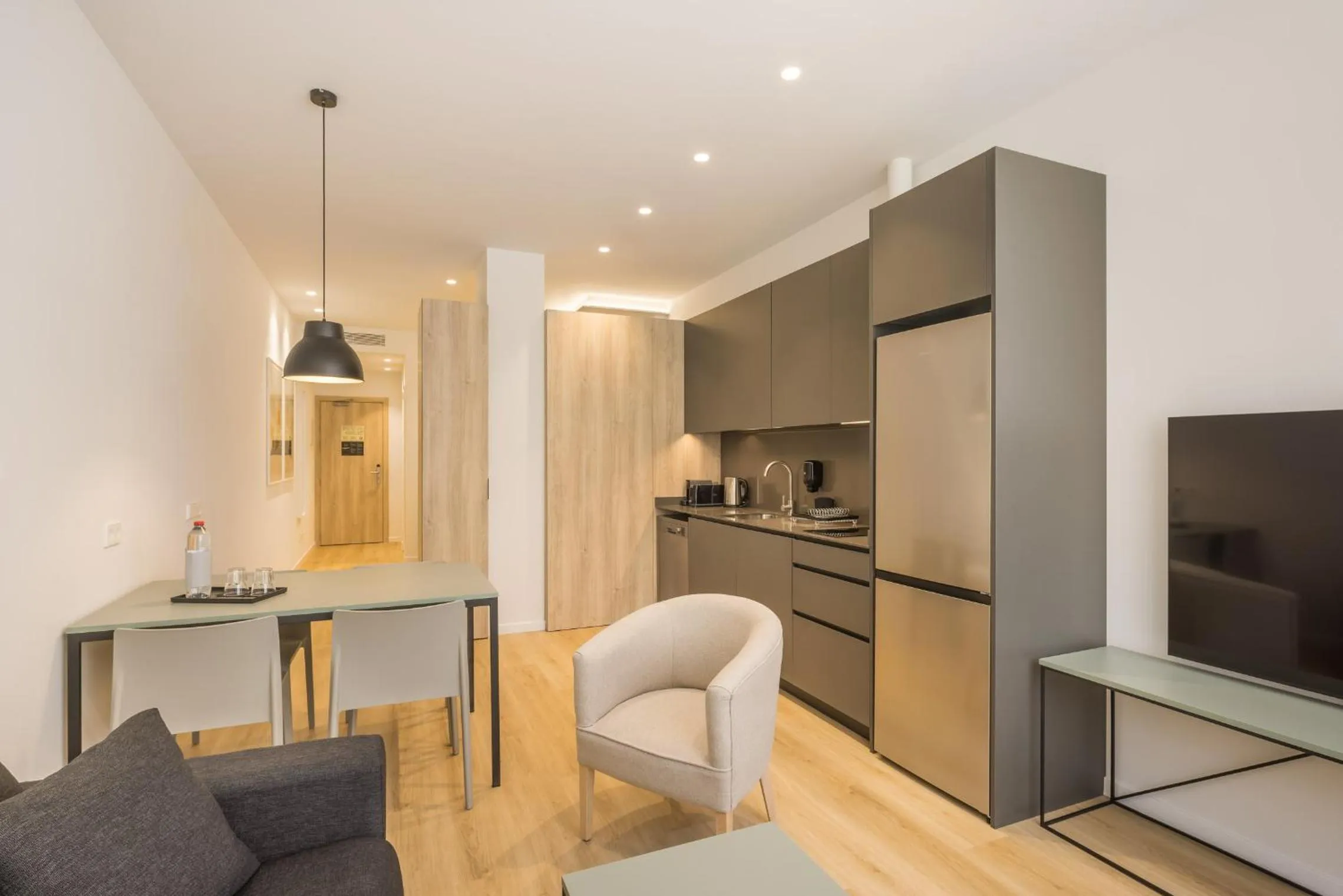 kitchen in Mon Suites Jardín de Ayora