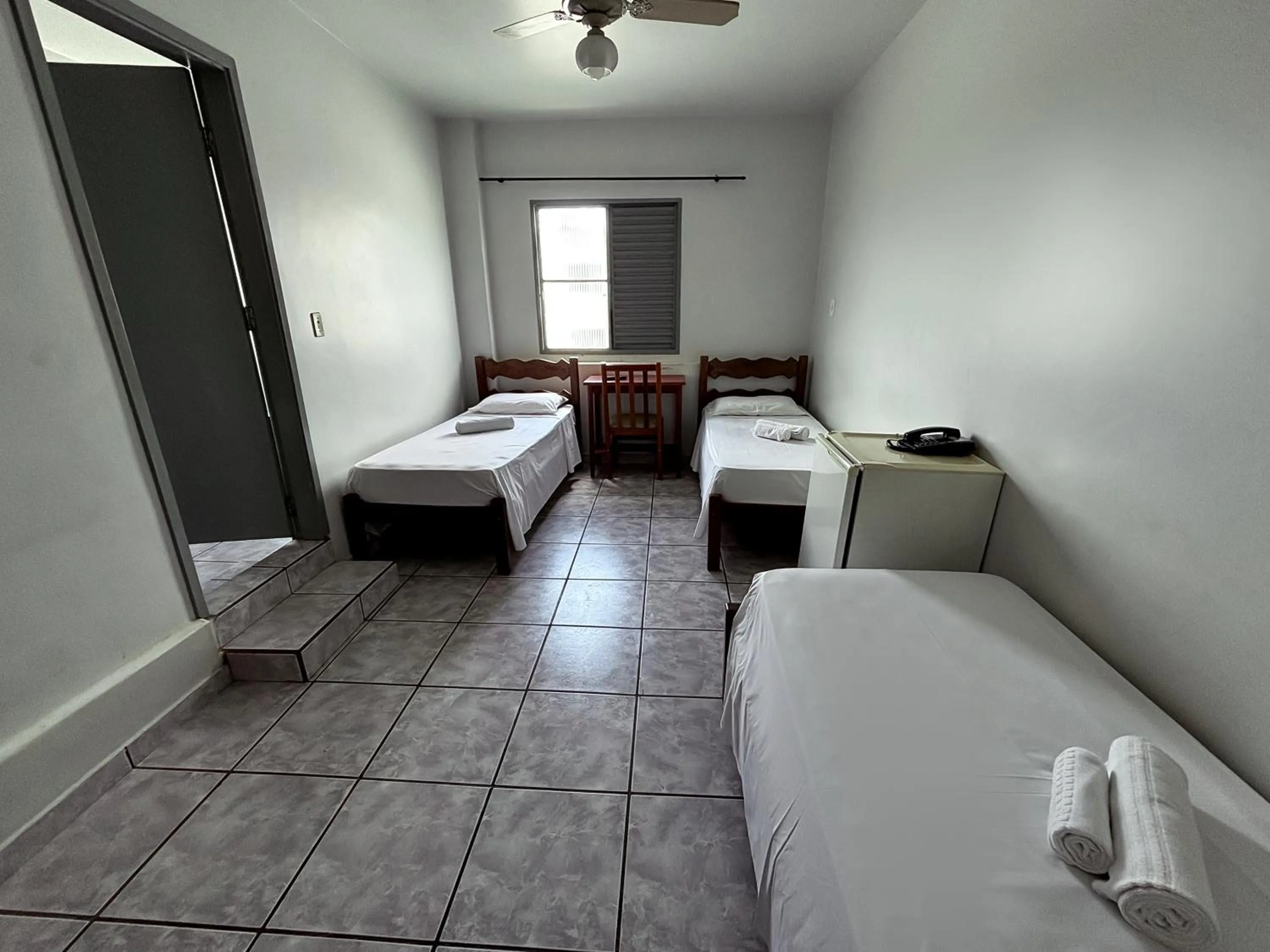 Bed in Carlton Express Imbiara