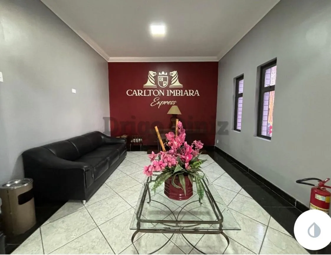 Living room in Carlton Express Imbiara