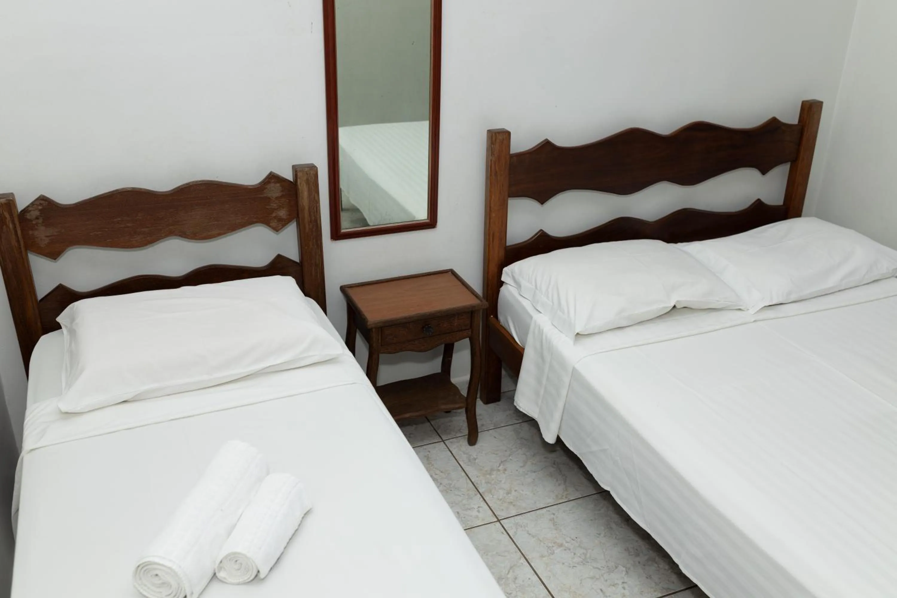 Bedroom, Bed in Carlton Express Imbiara